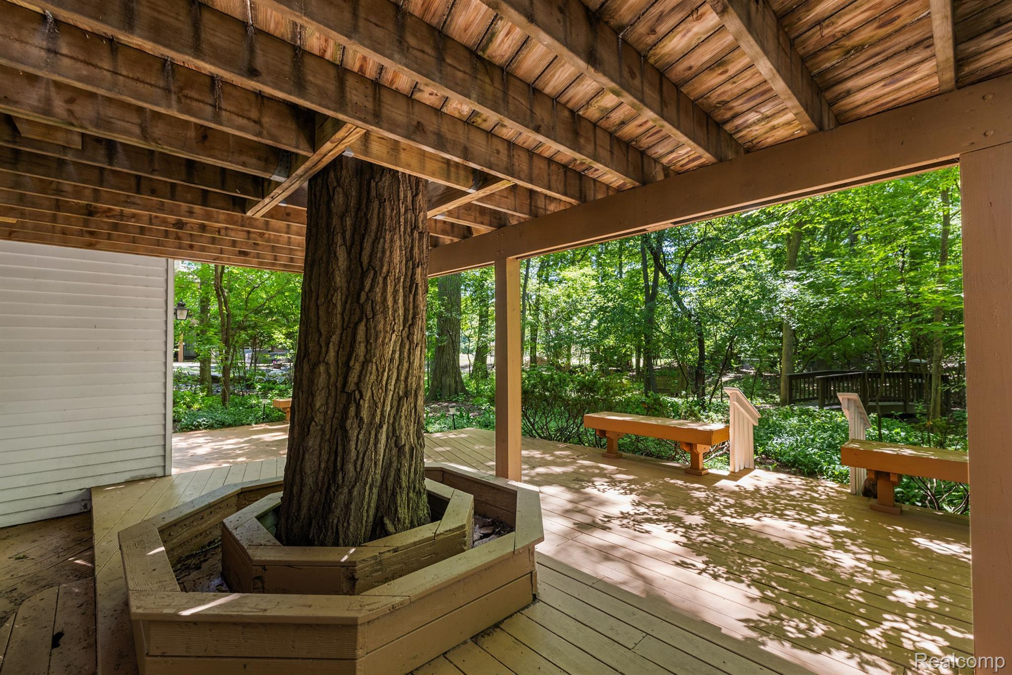 2505 Valleyview Drive