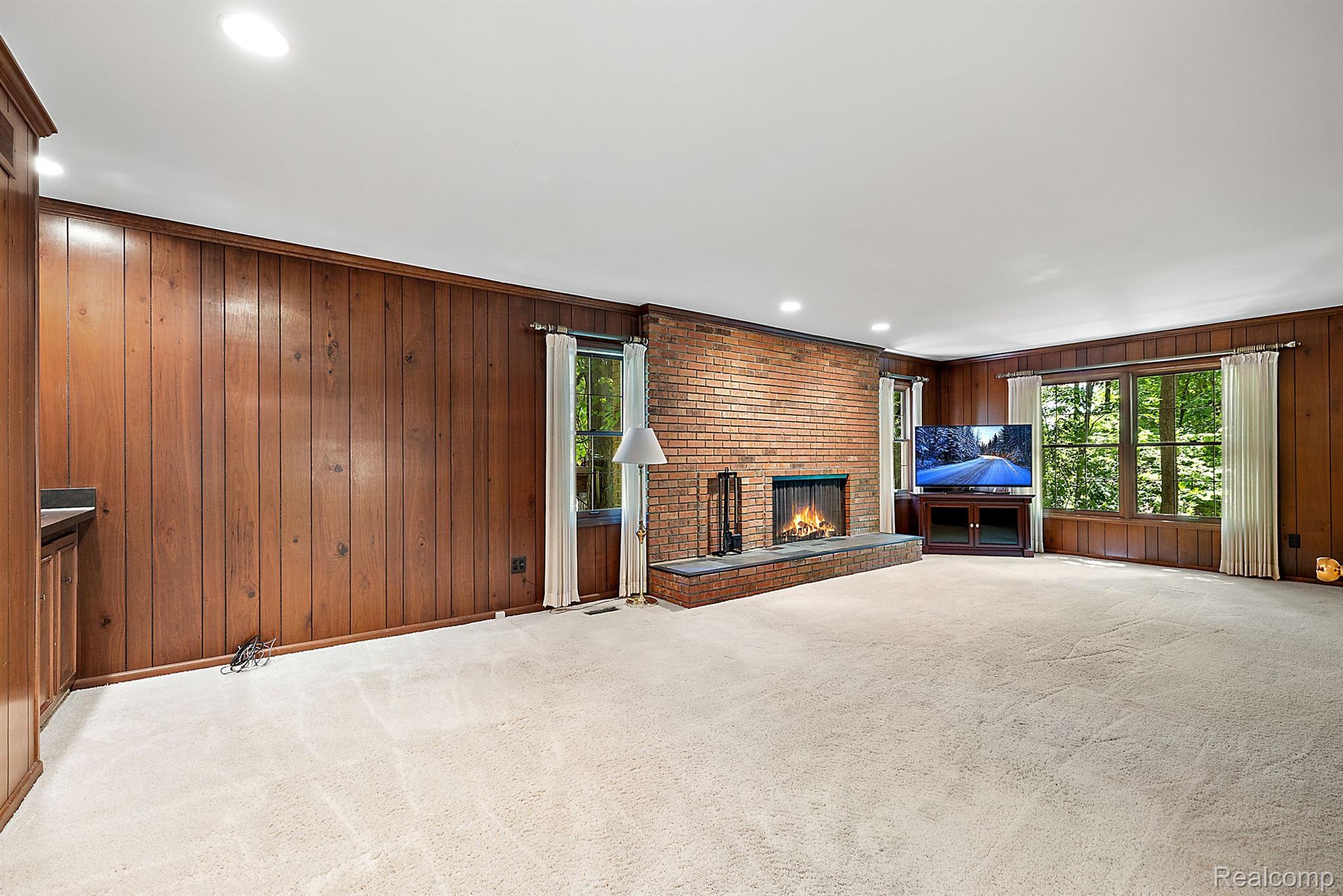 2505 Valleyview Drive