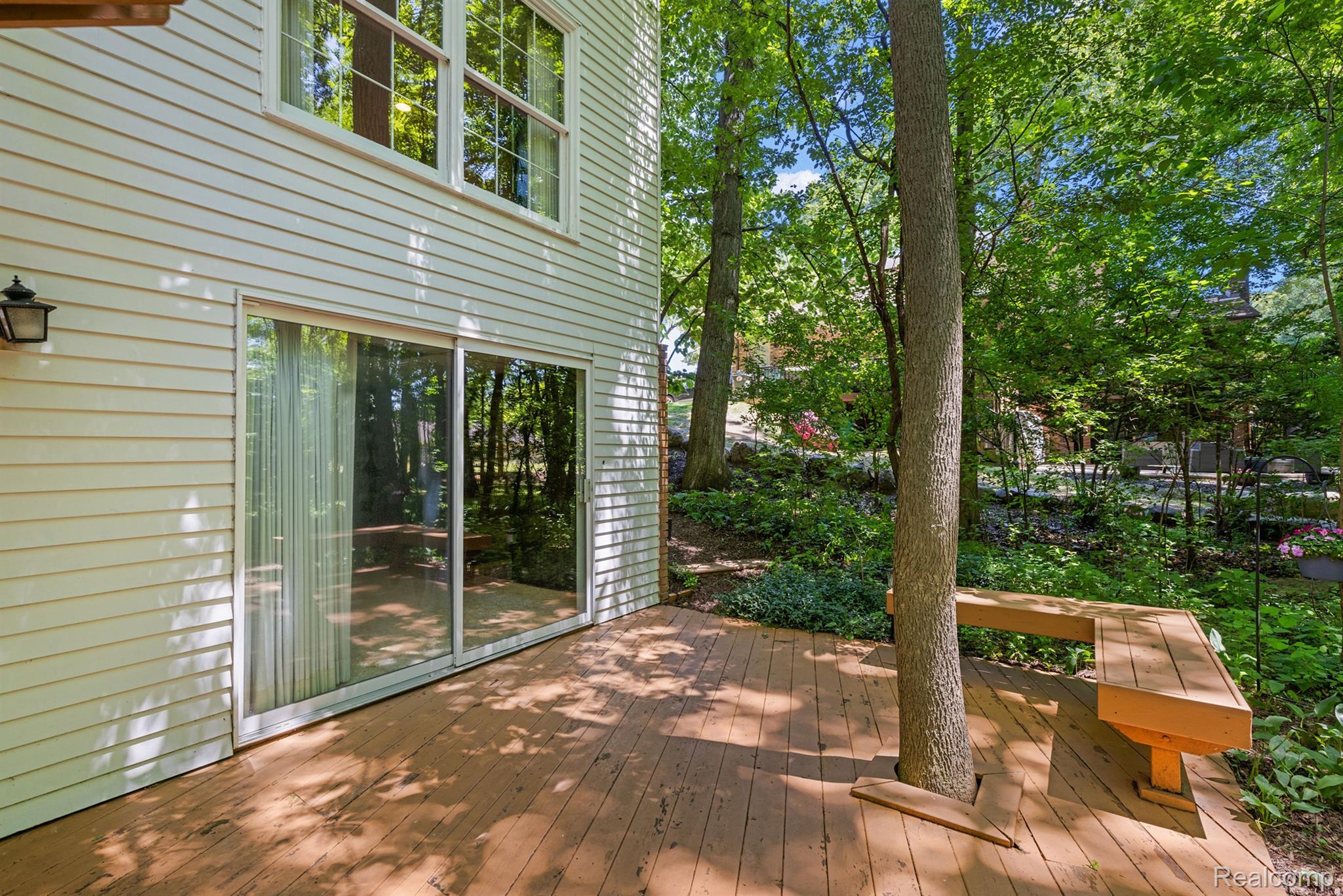 2505 Valleyview Drive