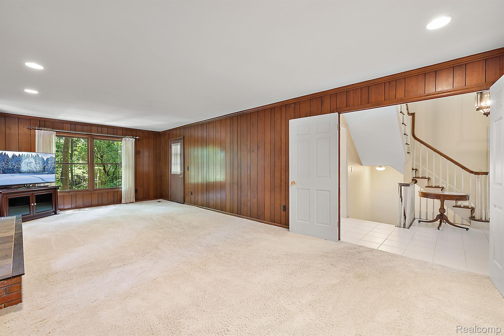 2505 Valleyview Drive