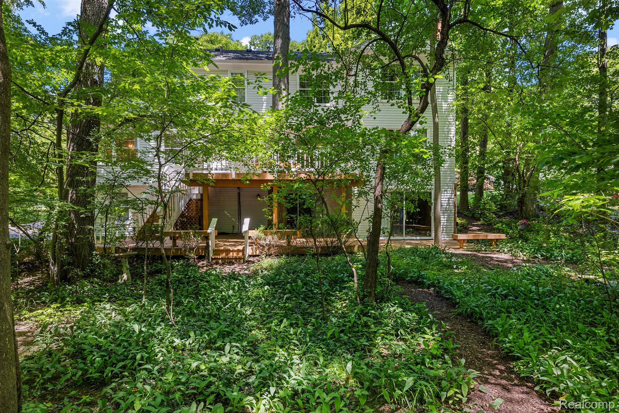 2505 Valleyview Drive