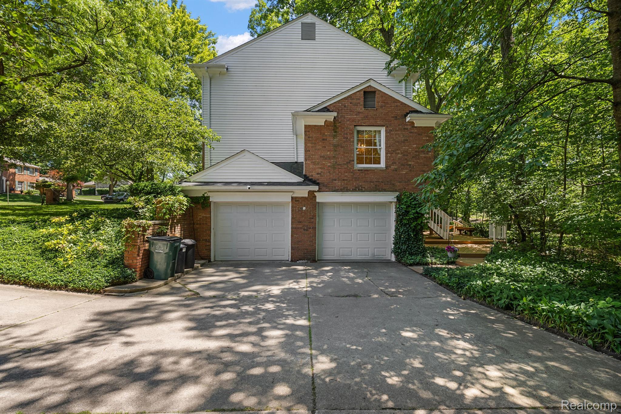 2505 Valleyview Drive