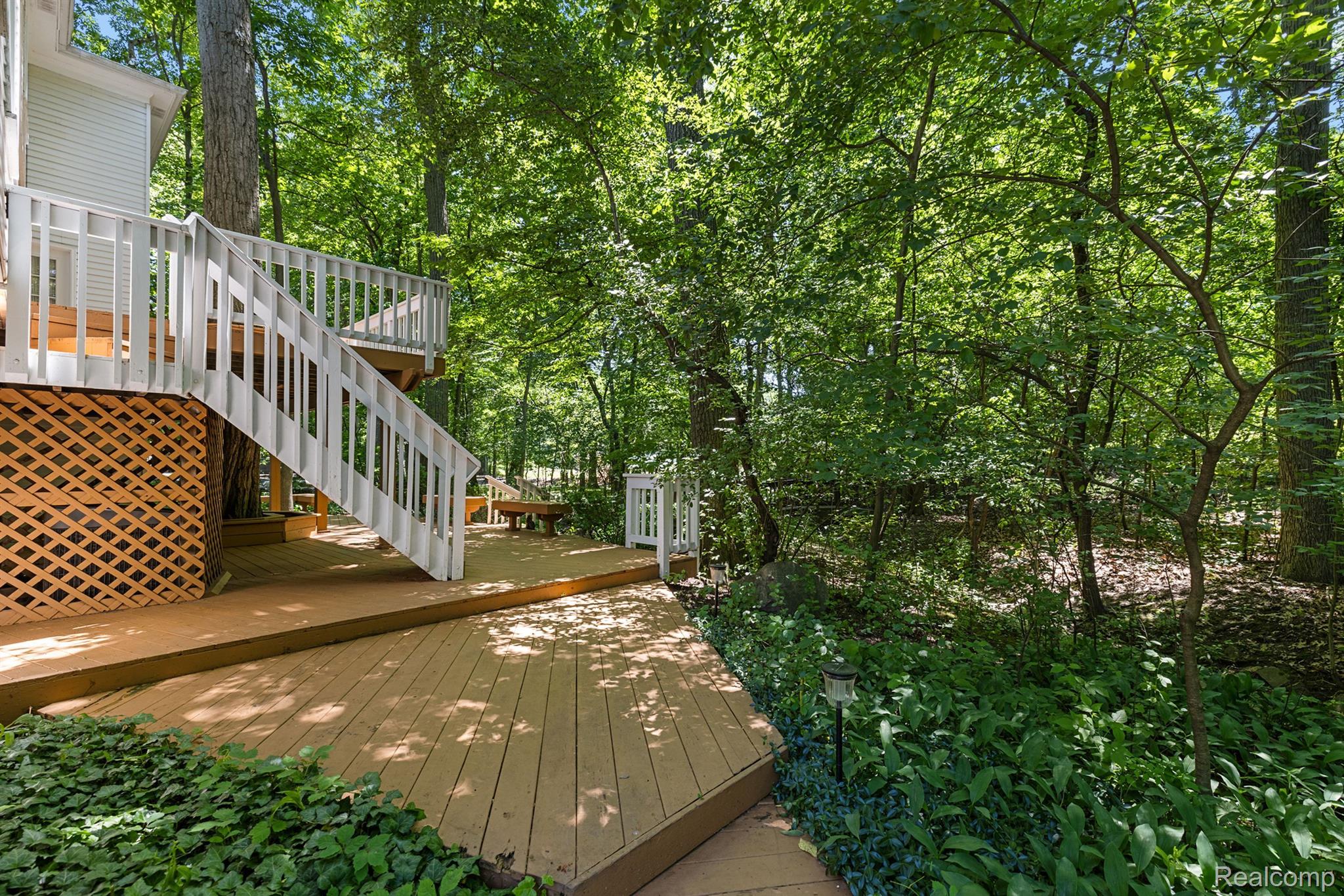 2505 Valleyview Drive