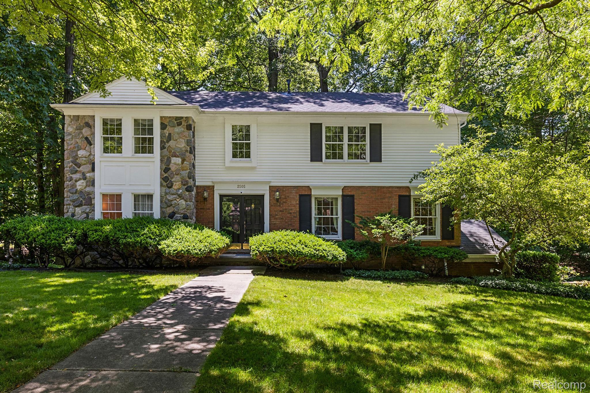 2505 Valleyview Drive