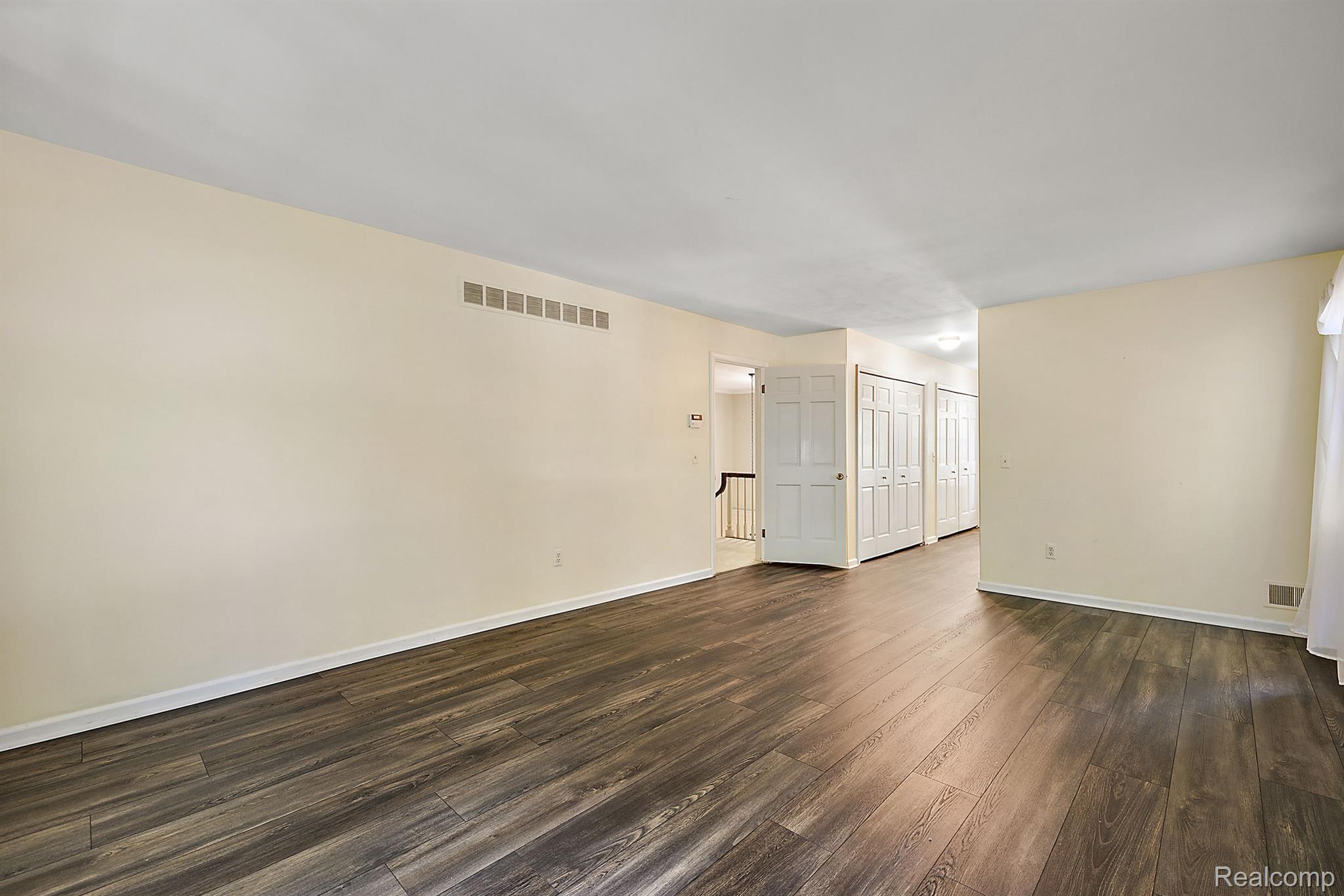 2505 Valleyview Drive