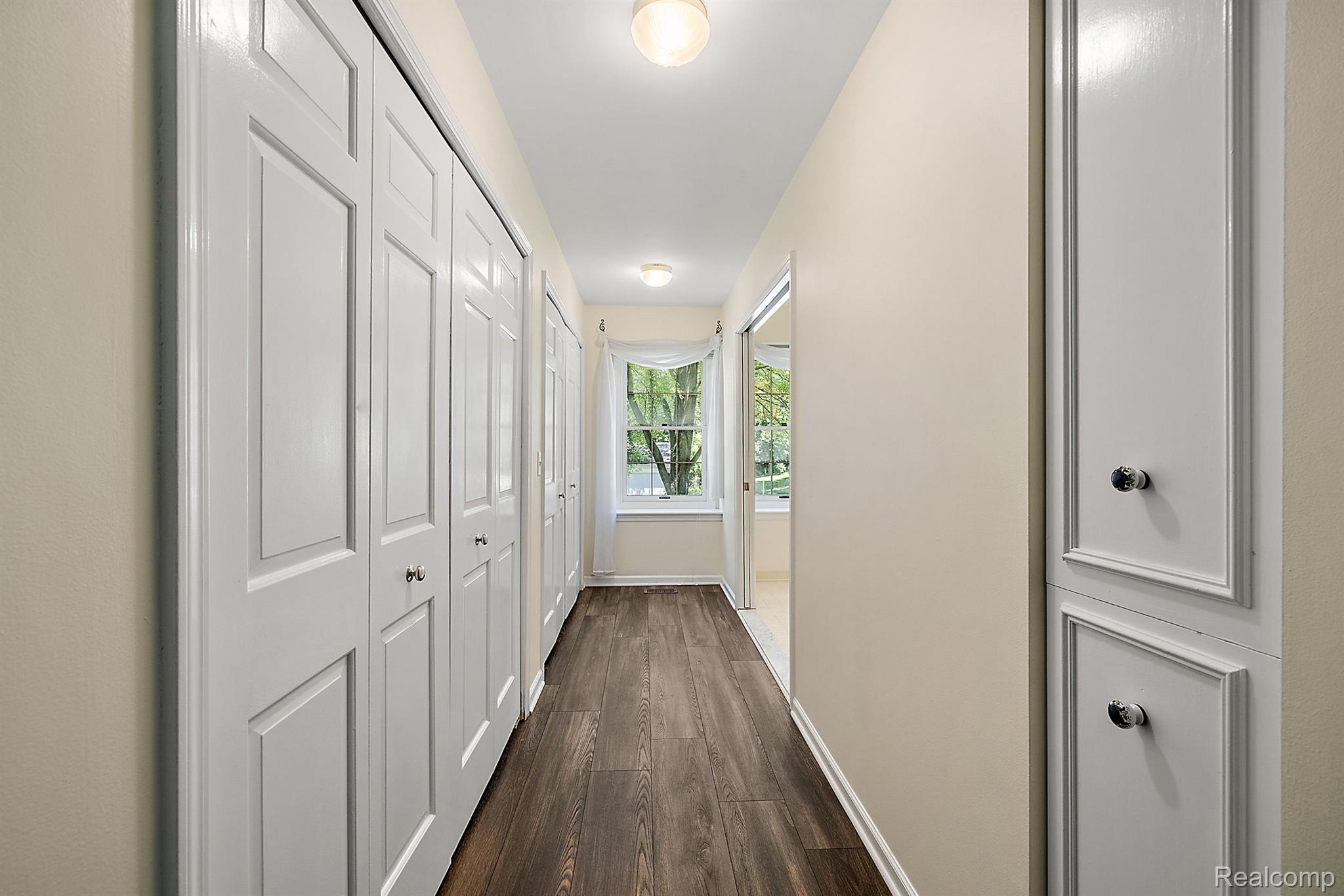 2505 Valleyview Drive