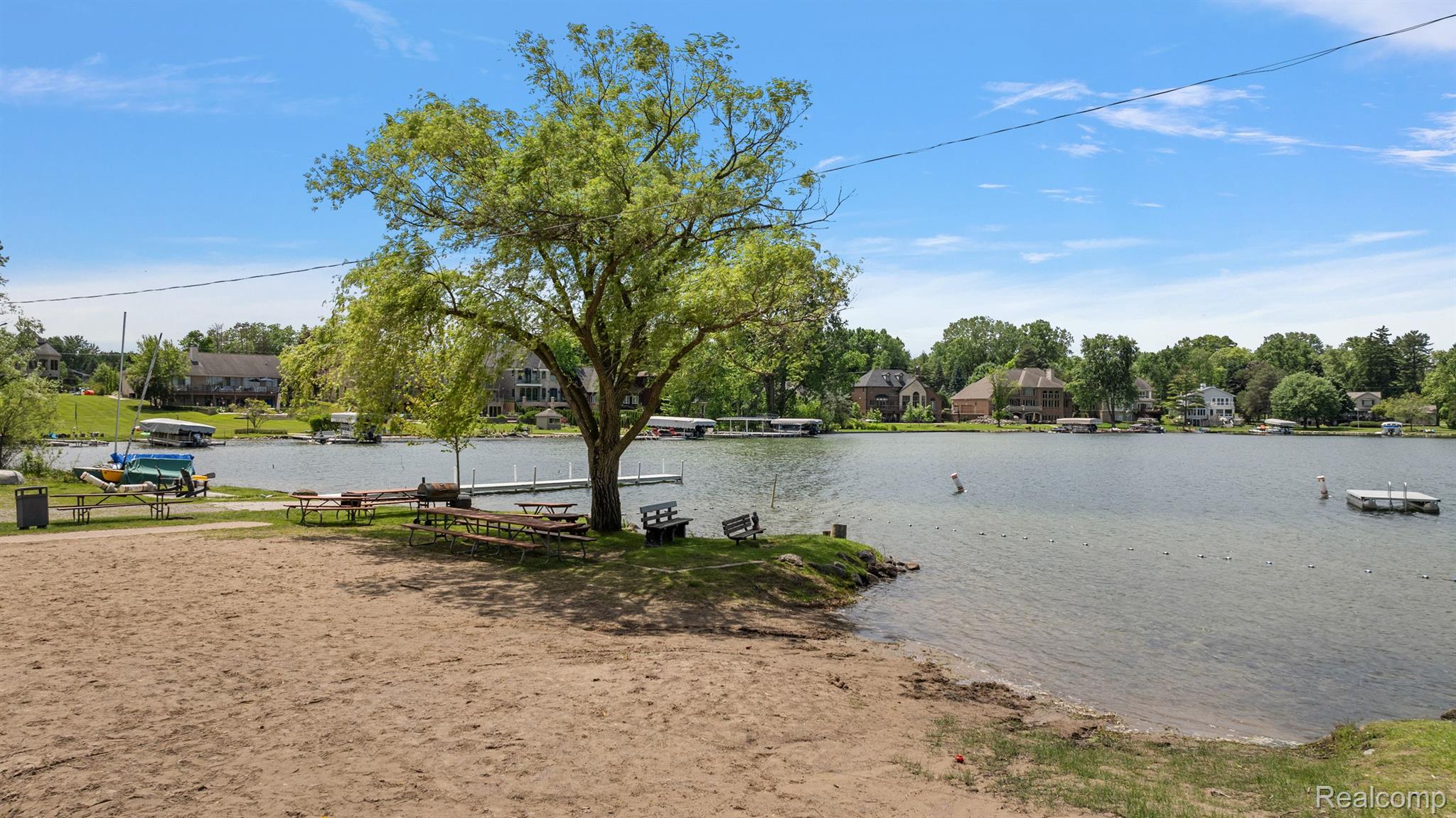 2088 Eastman Boulevard