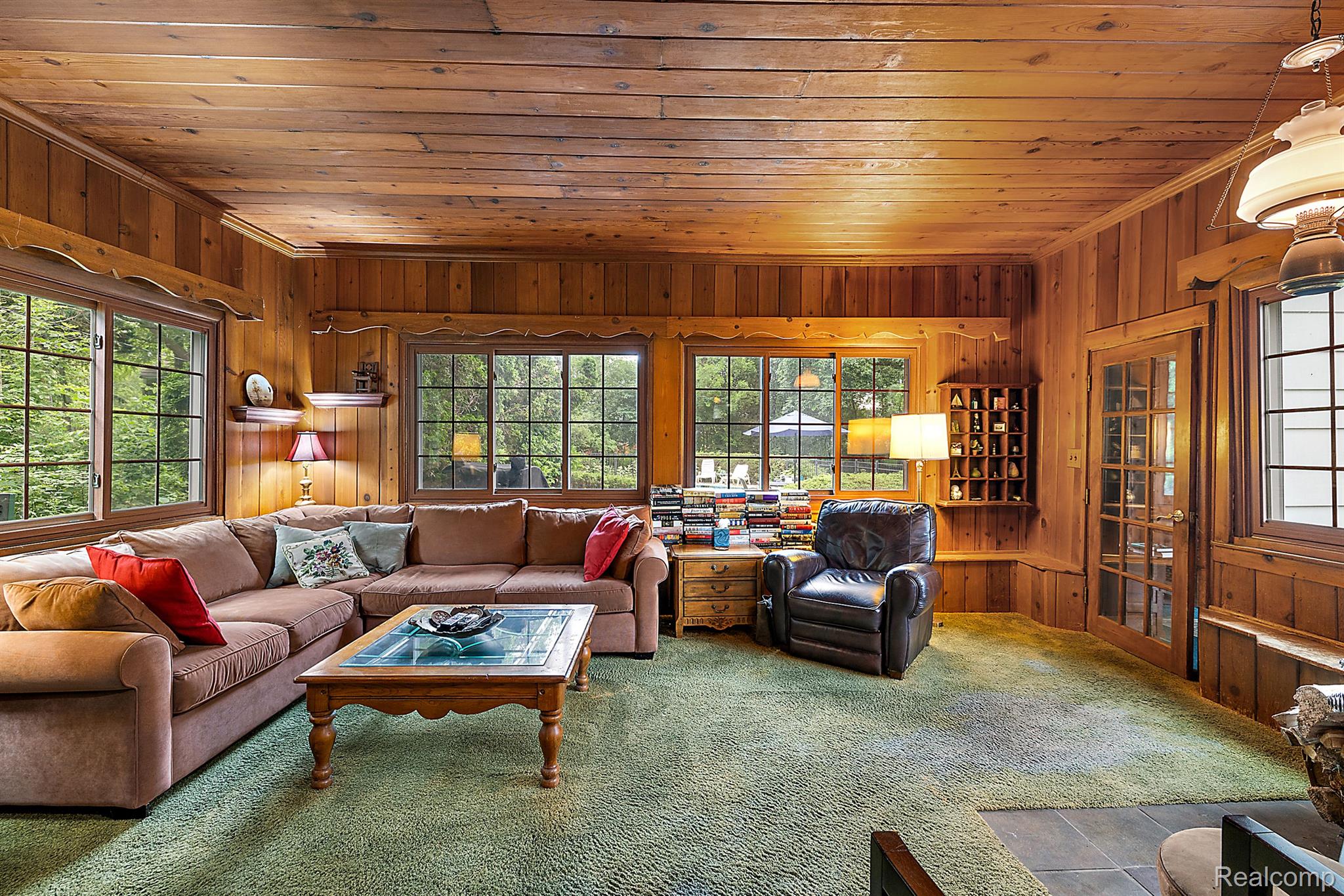 2088 Eastman Boulevard