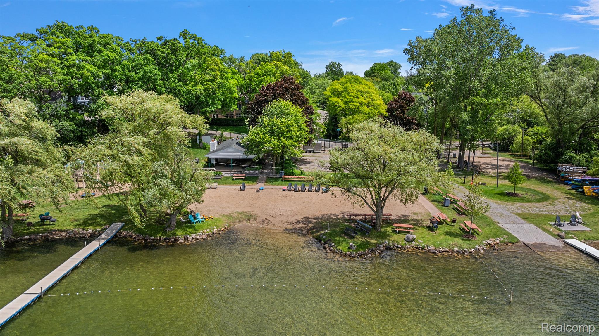 2088 Eastman Boulevard