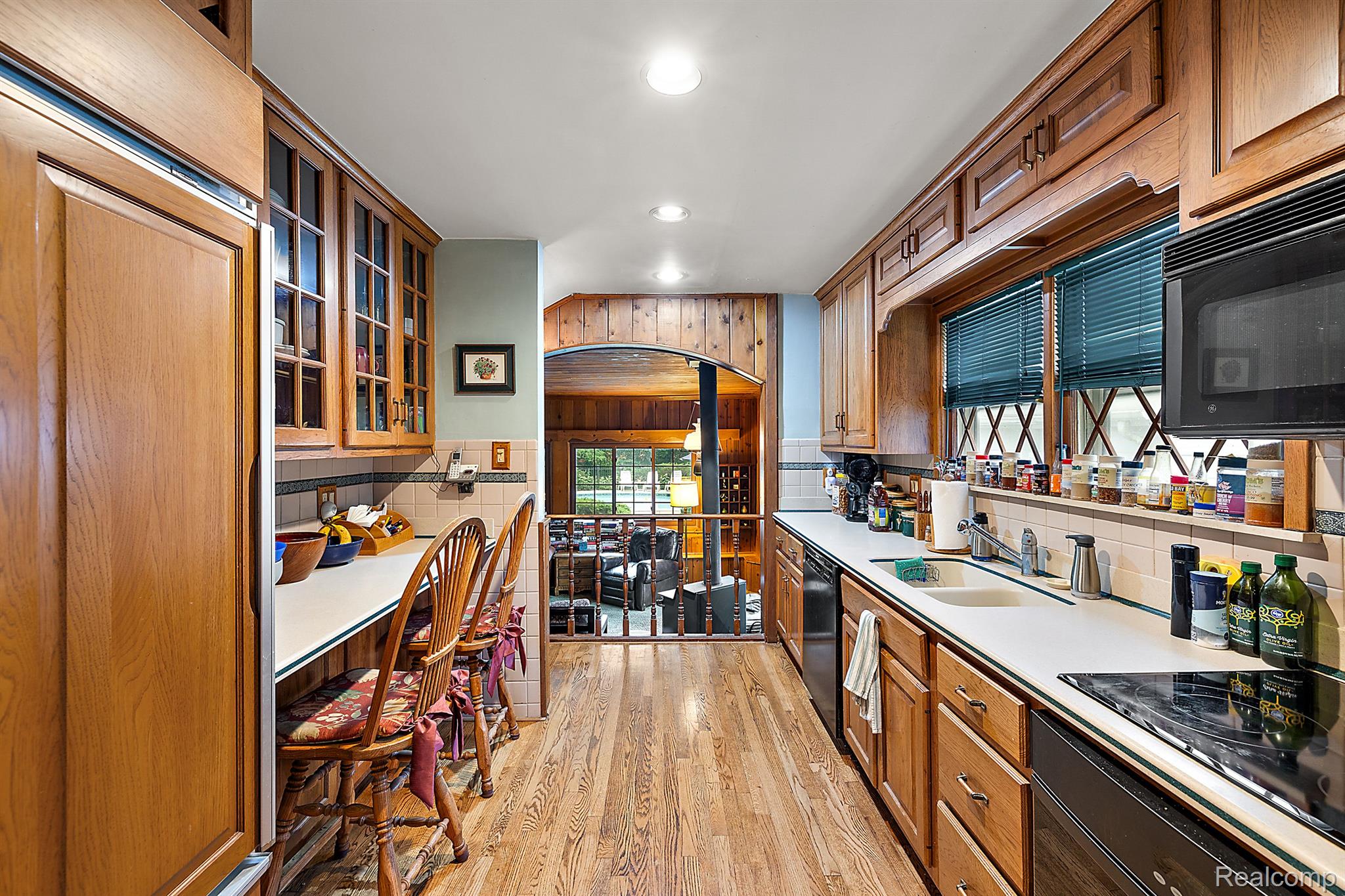 2088 Eastman Boulevard