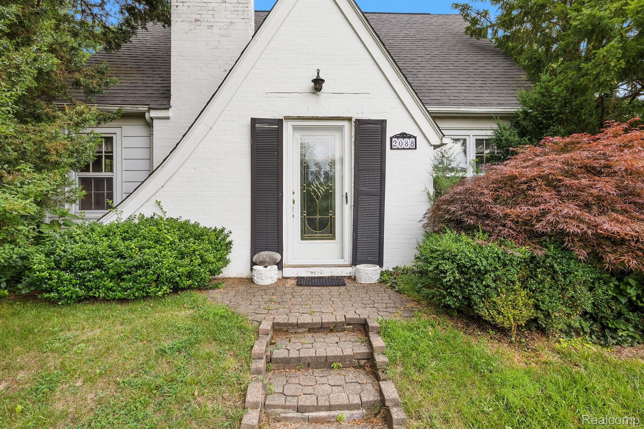 2088 Eastman Boulevard