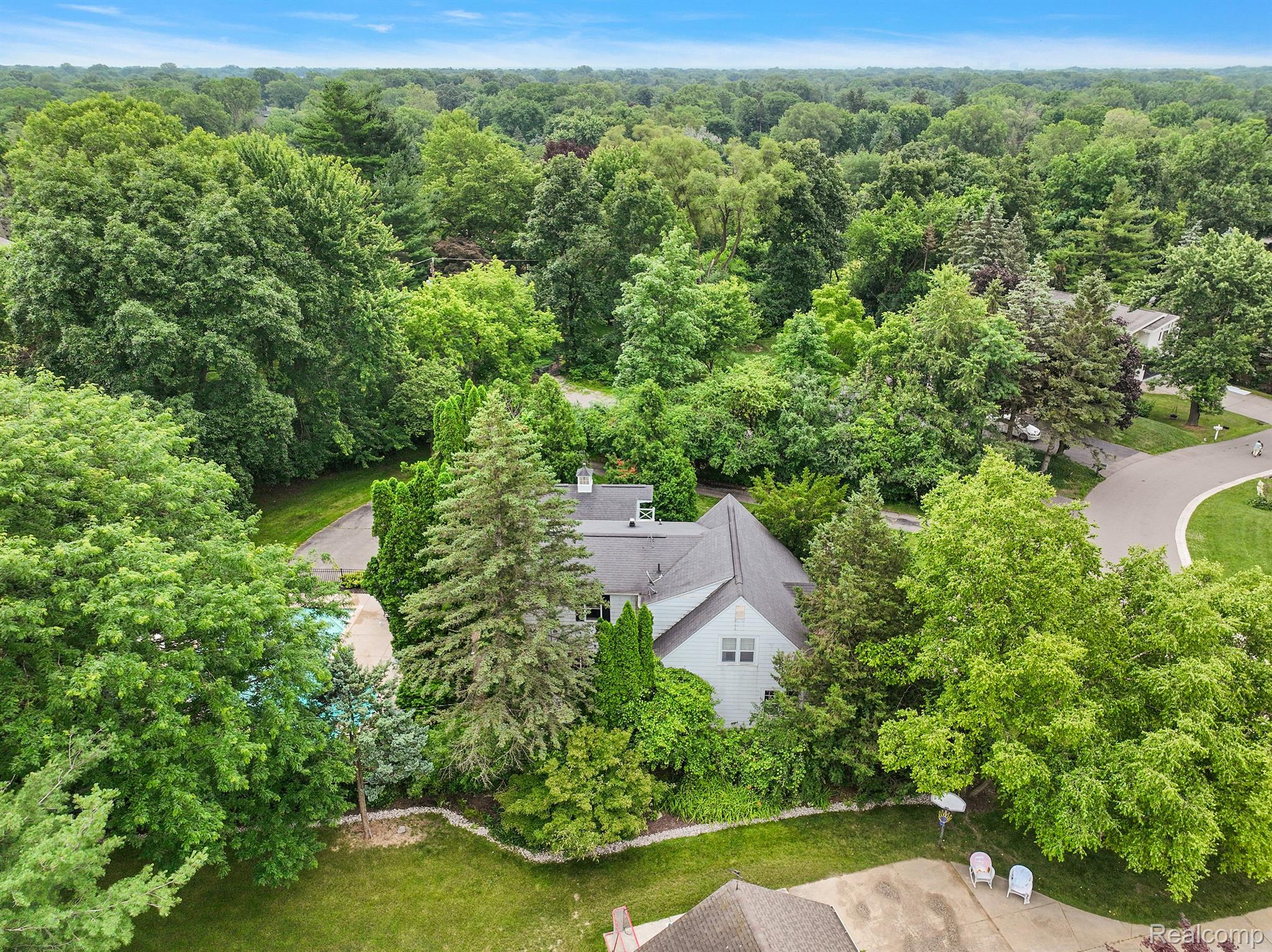 2088 Eastman Boulevard