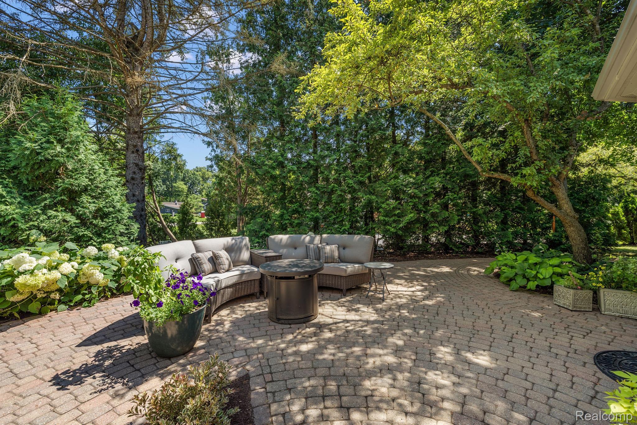 4409 Ardmore Drive