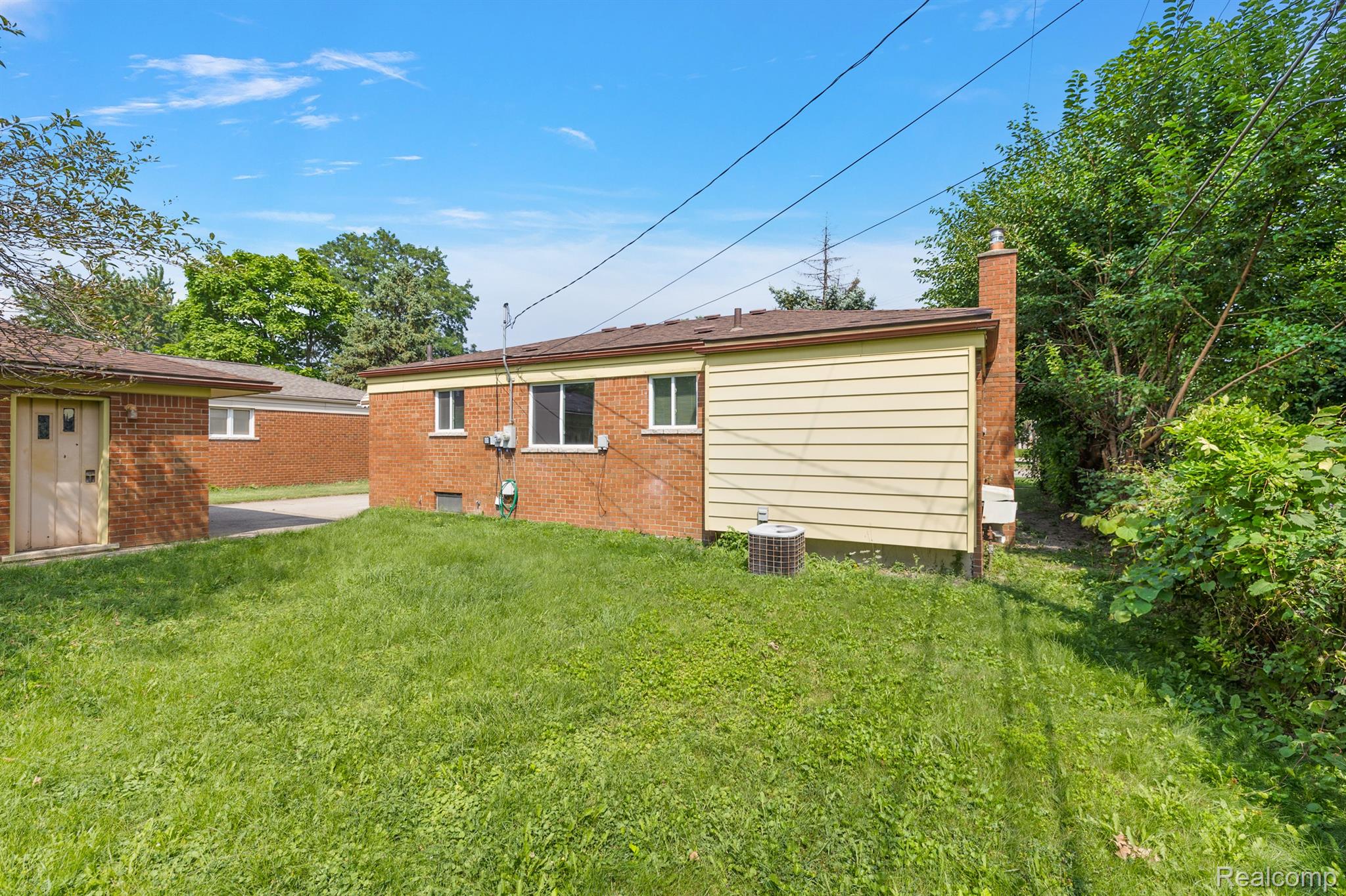 32001 Schoenherr Road