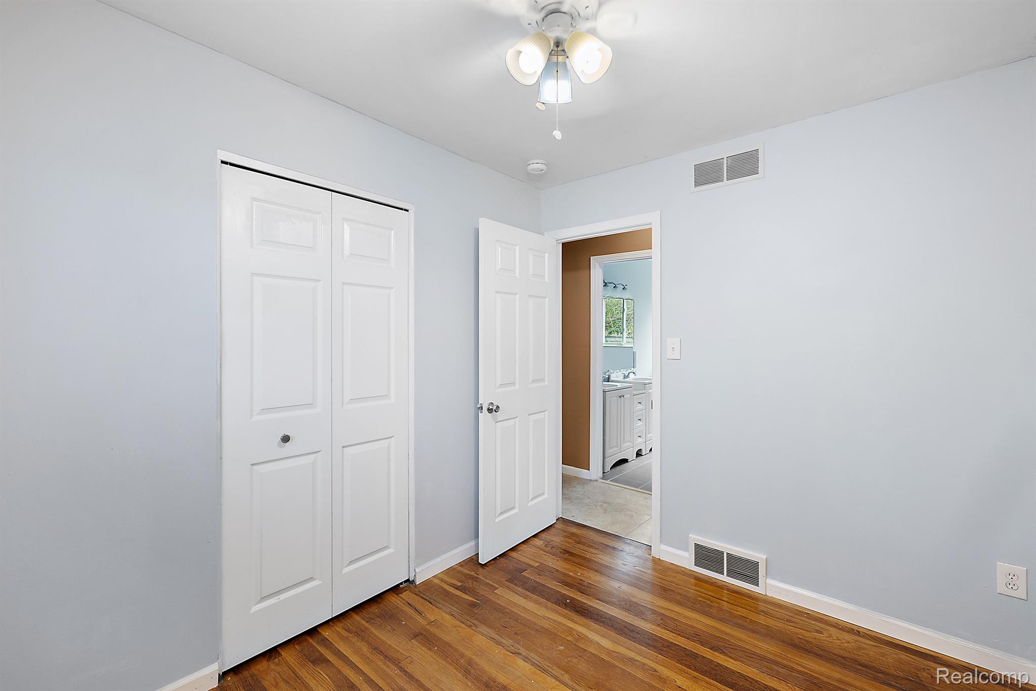 32001 Schoenherr Road