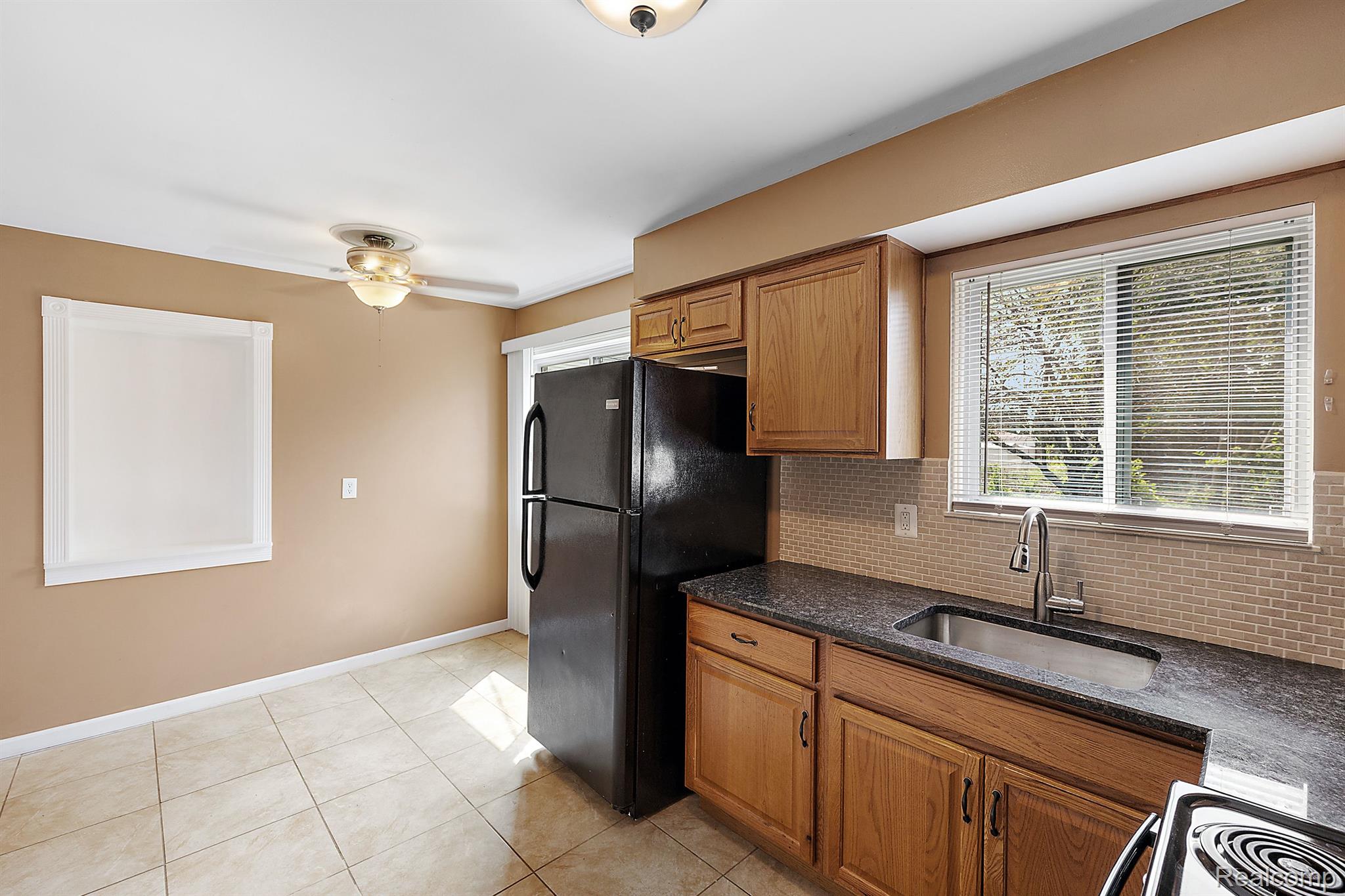 32001 Schoenherr Road