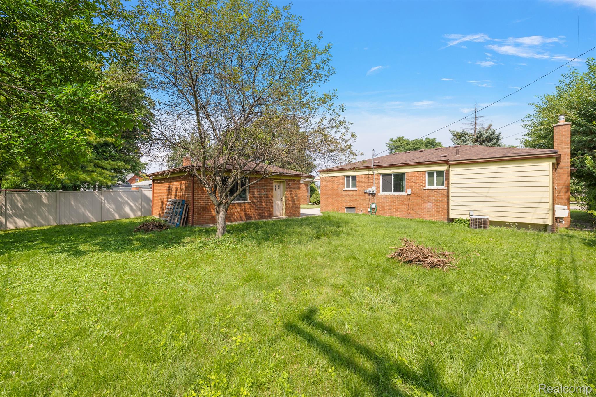 32001 Schoenherr Road