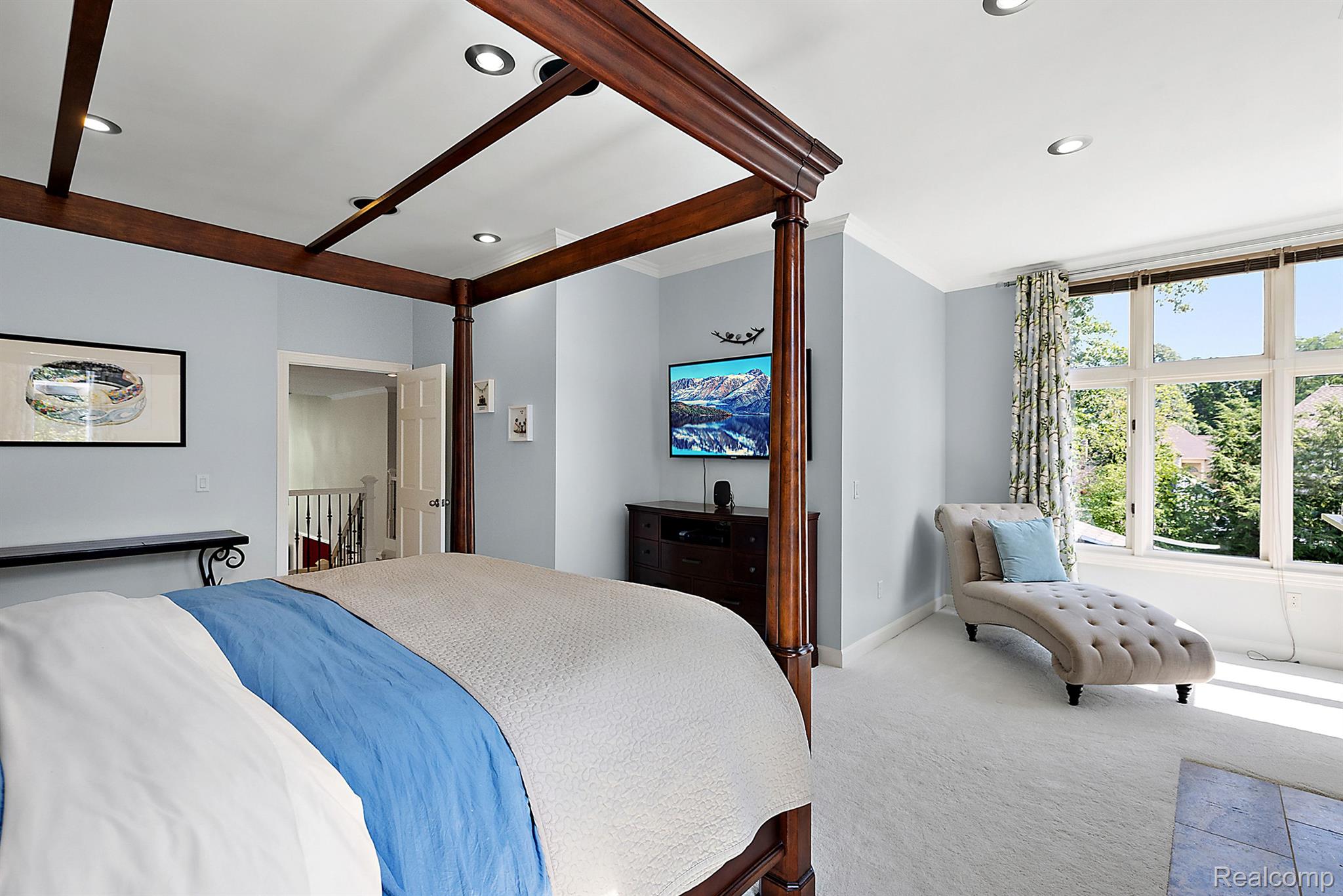 306 Vailwood Court
