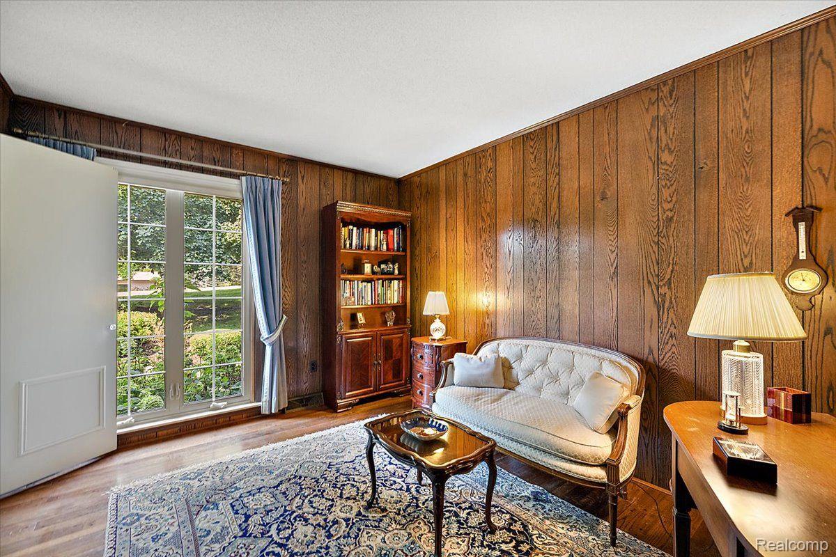 4363 SUNNINGDALE Drive