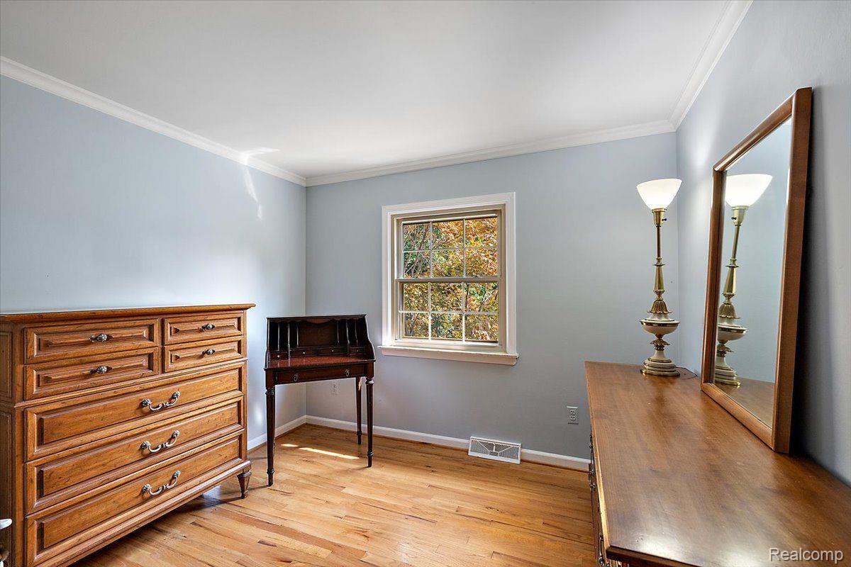 4363 SUNNINGDALE Drive