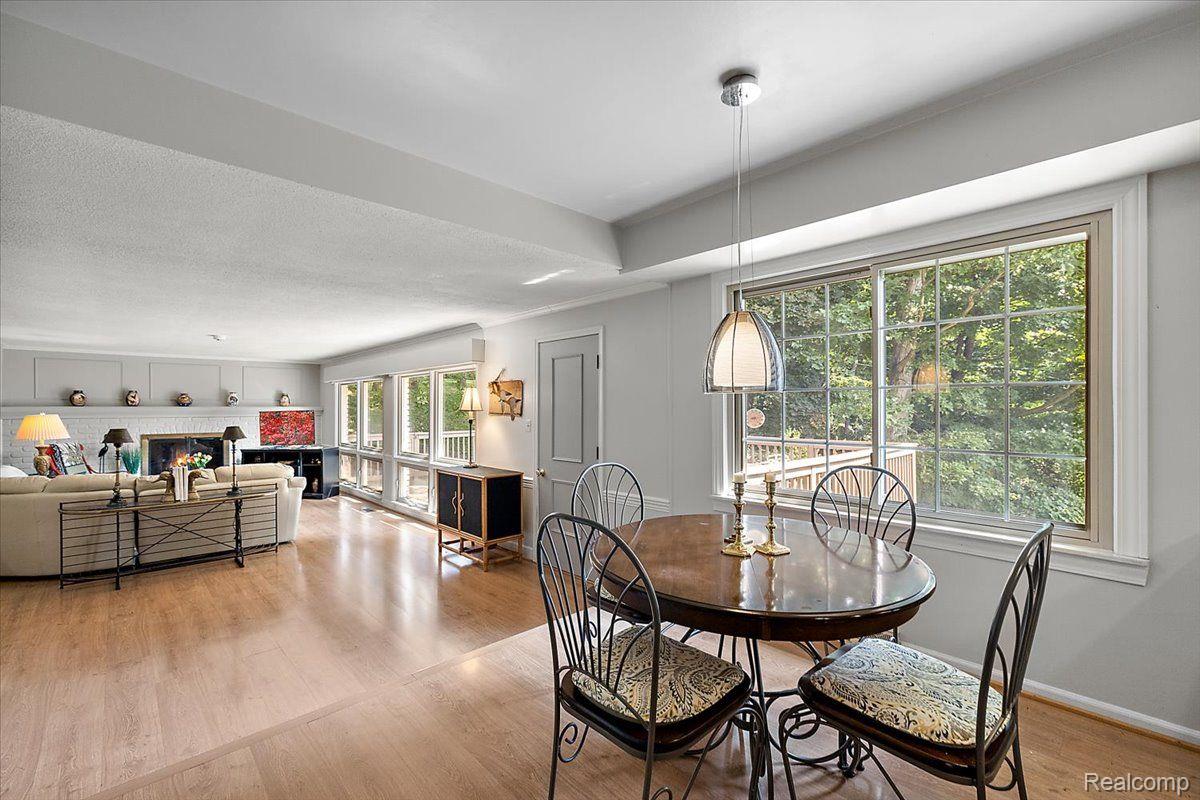 4363 SUNNINGDALE Drive