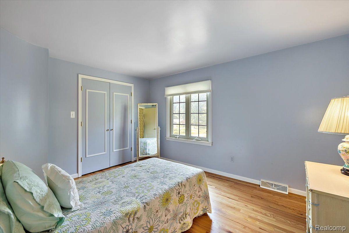 4363 SUNNINGDALE Drive