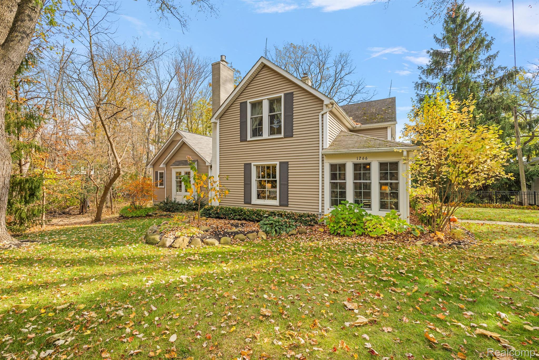 1266 Washington Road