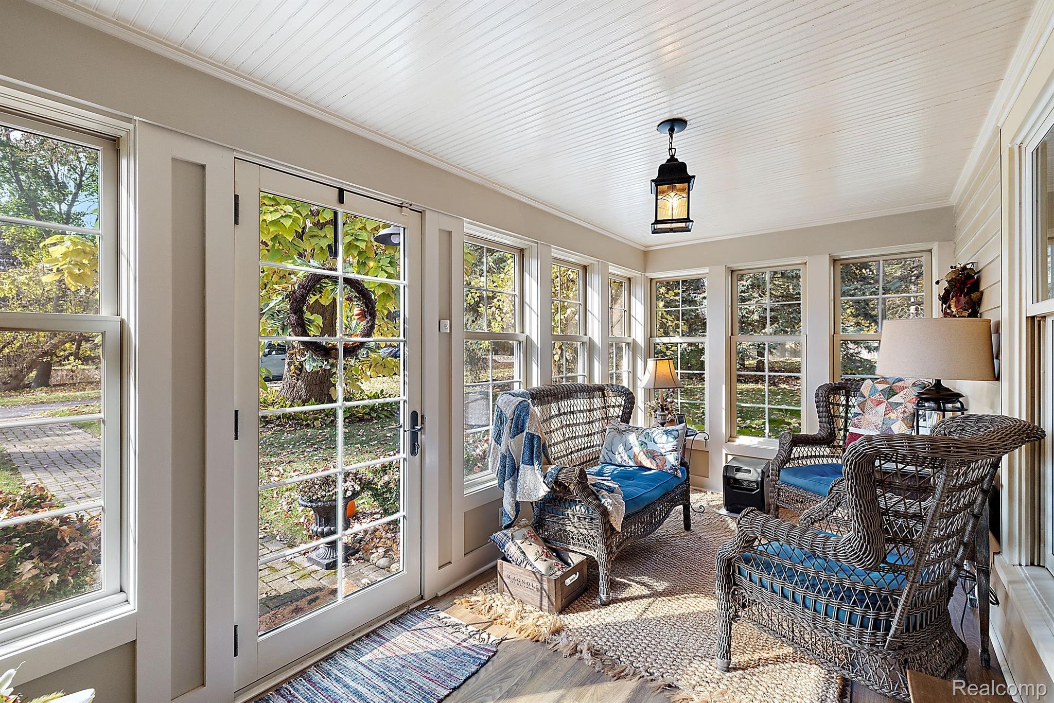 1266 Washington Road