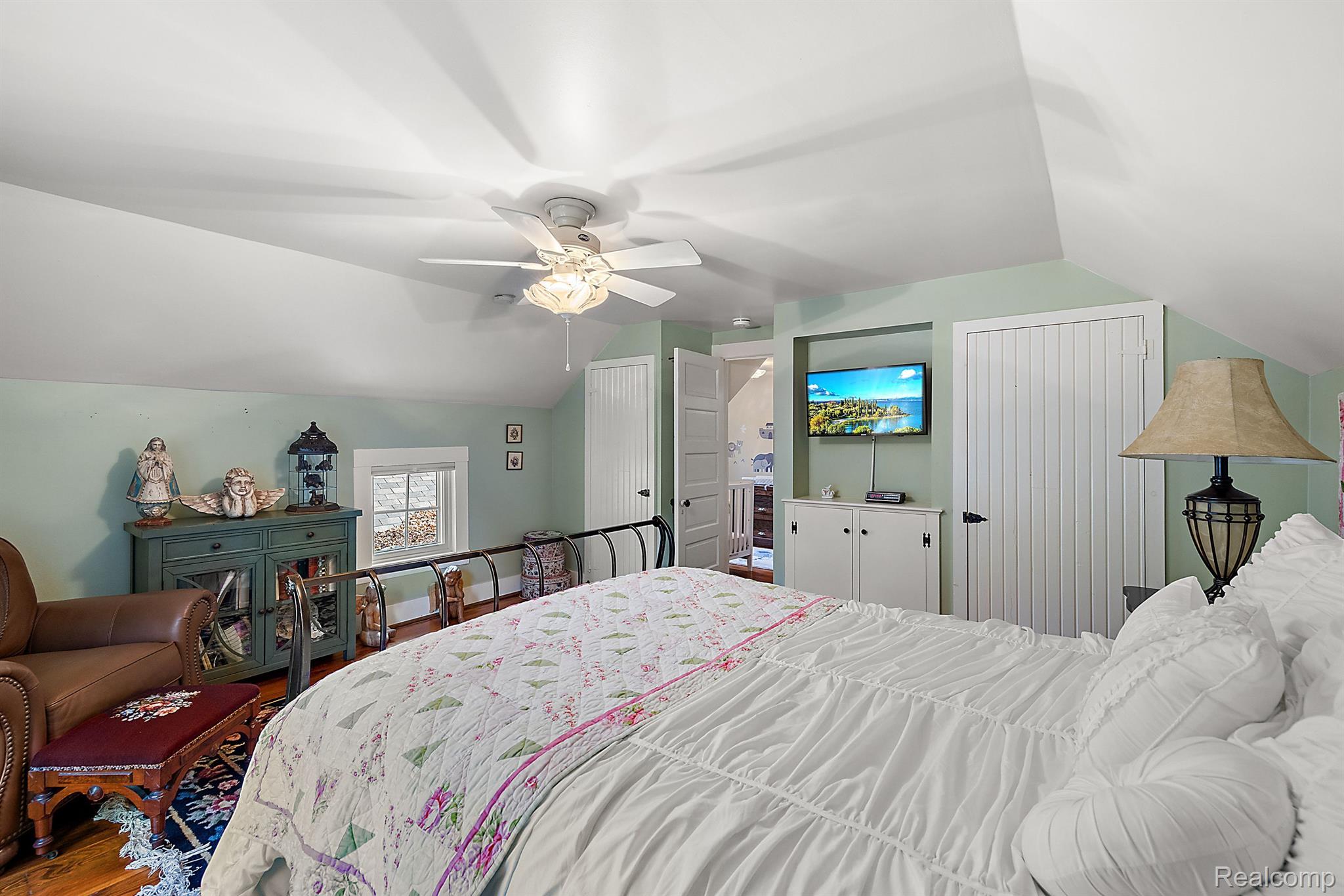 1266 Washington Road