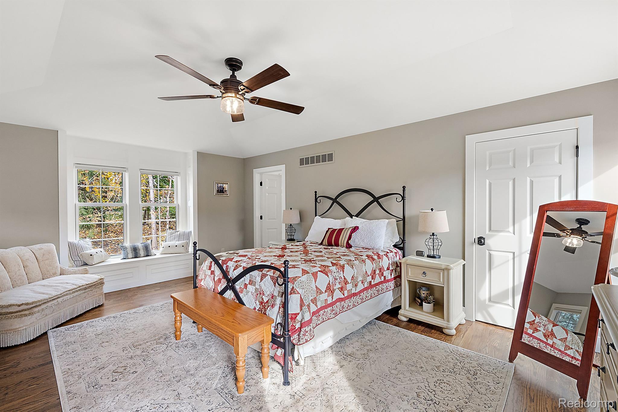 1266 Washington Road