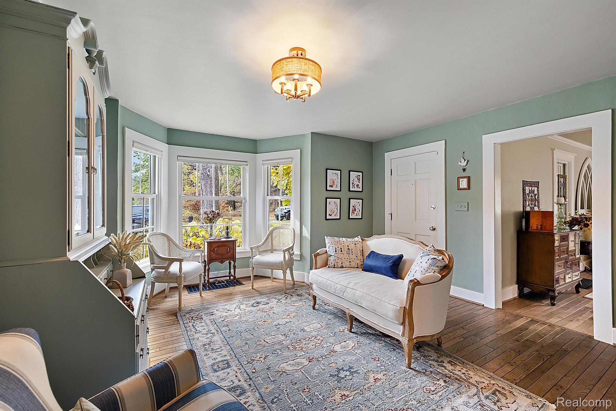 1266 Washington Road