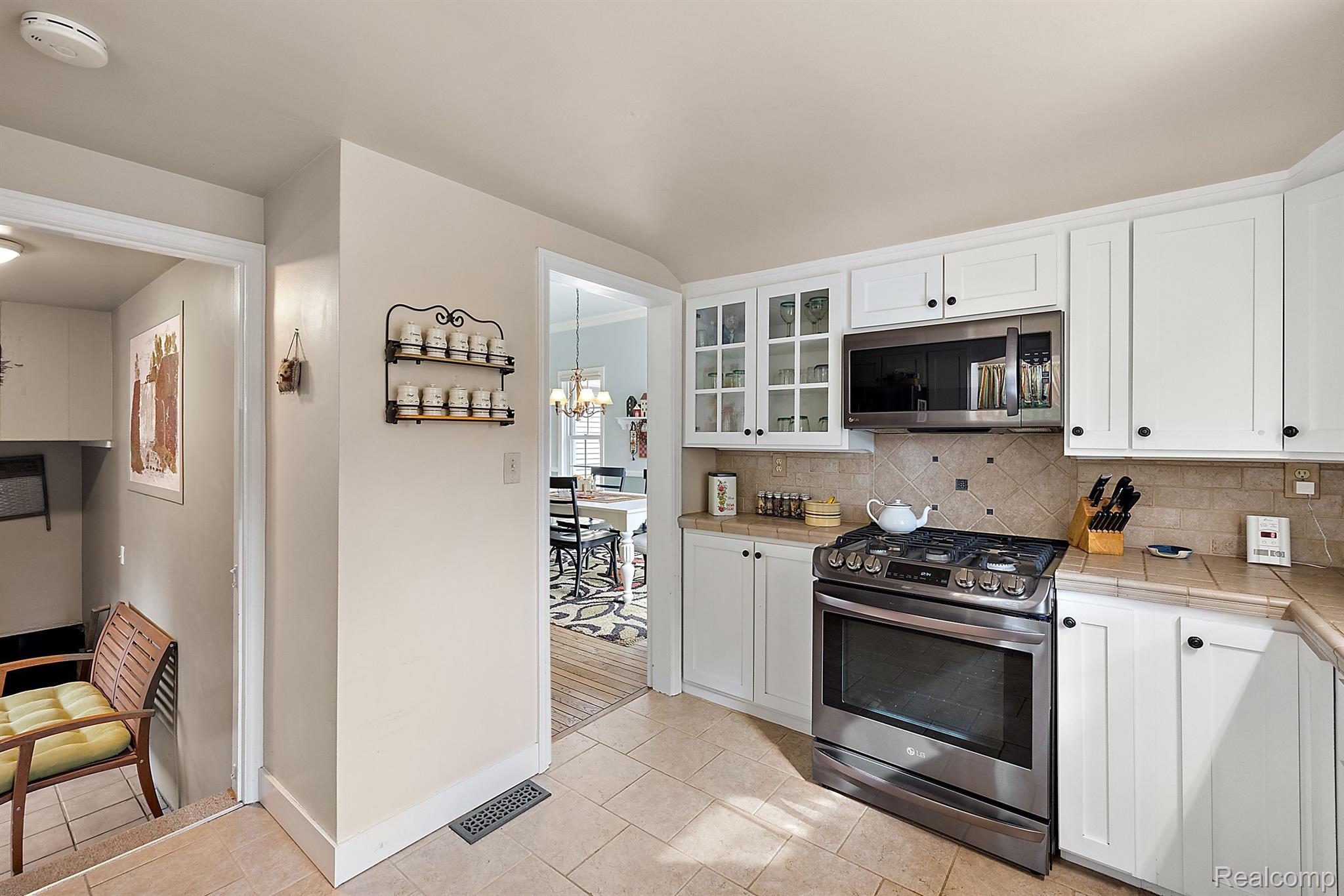 1266 Washington Road