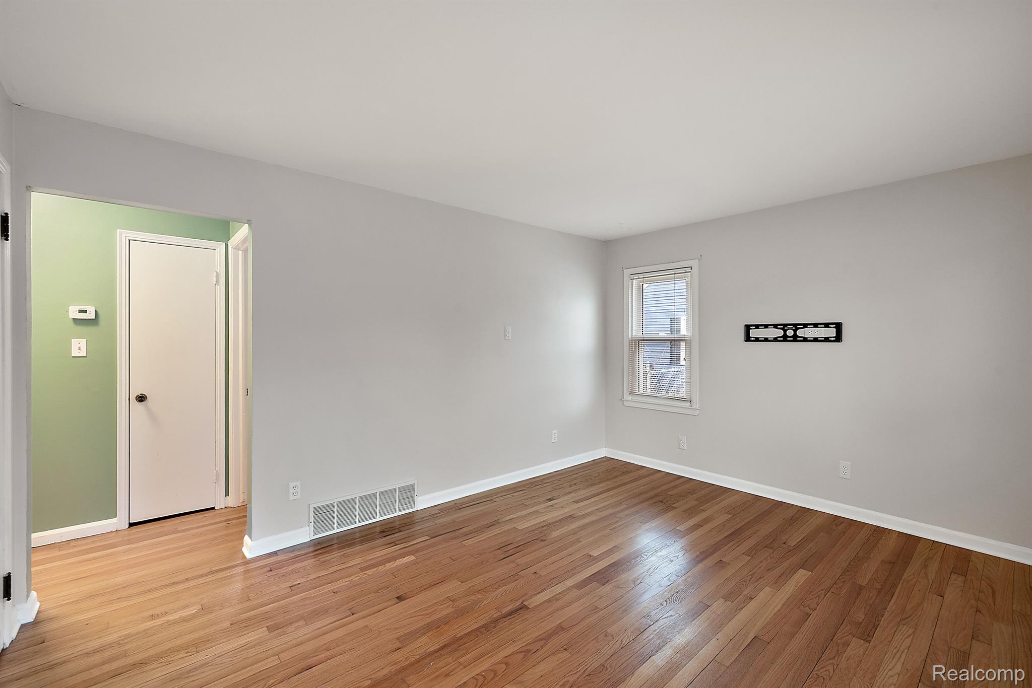 1228 W Windemere Avenue