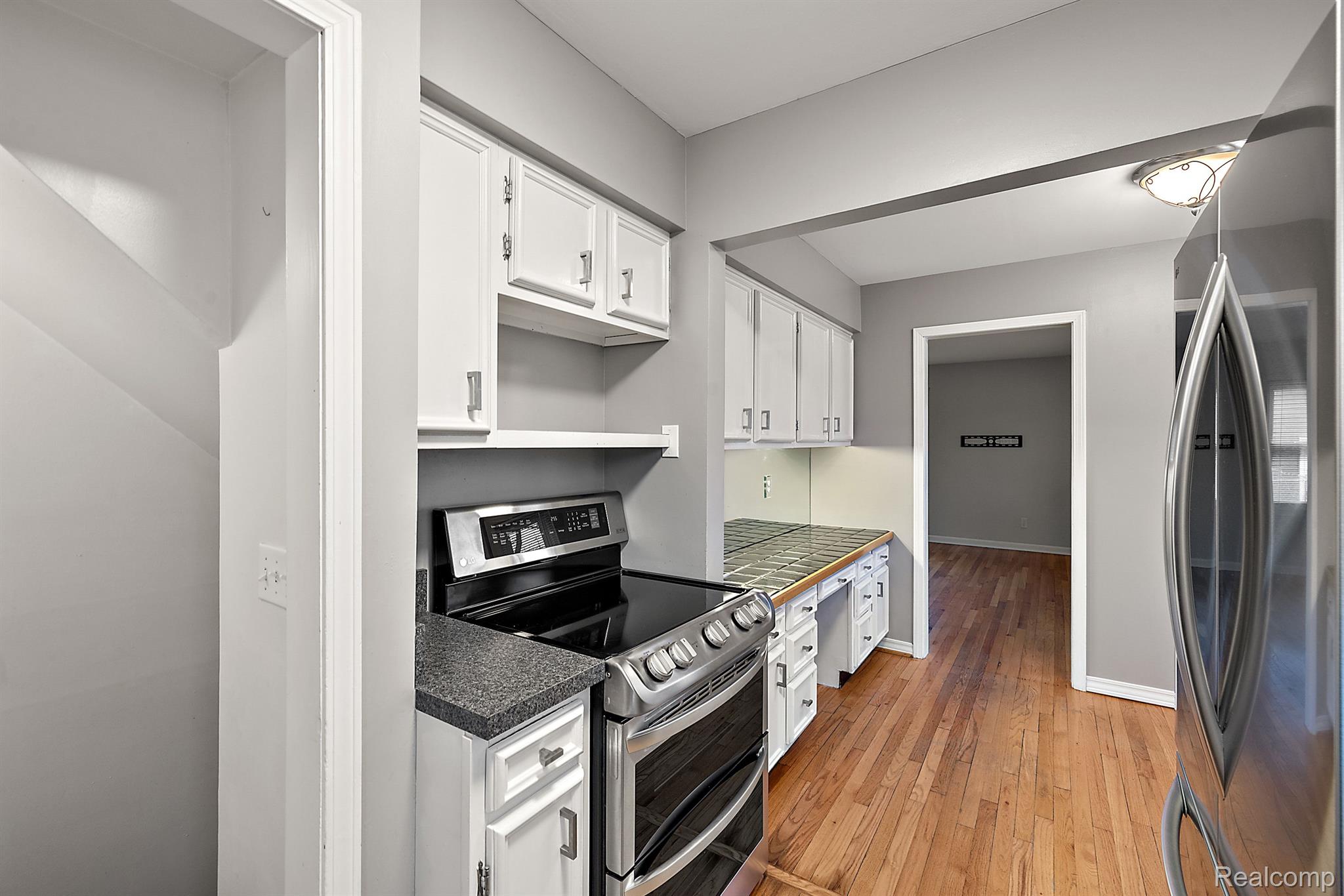 1228 W Windemere Avenue