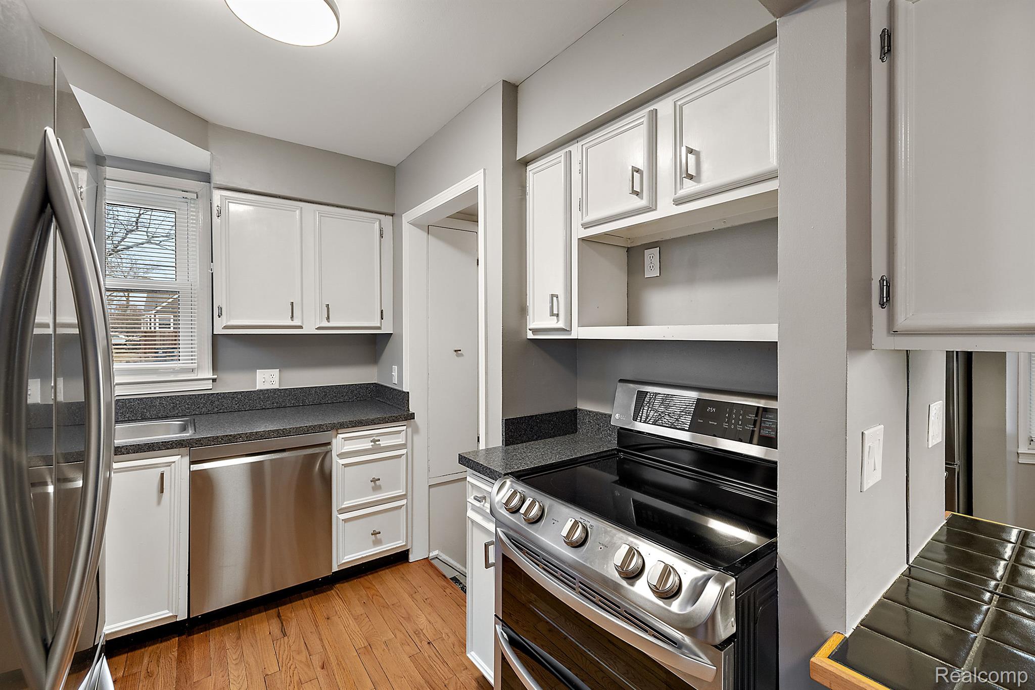 1228 W Windemere Avenue