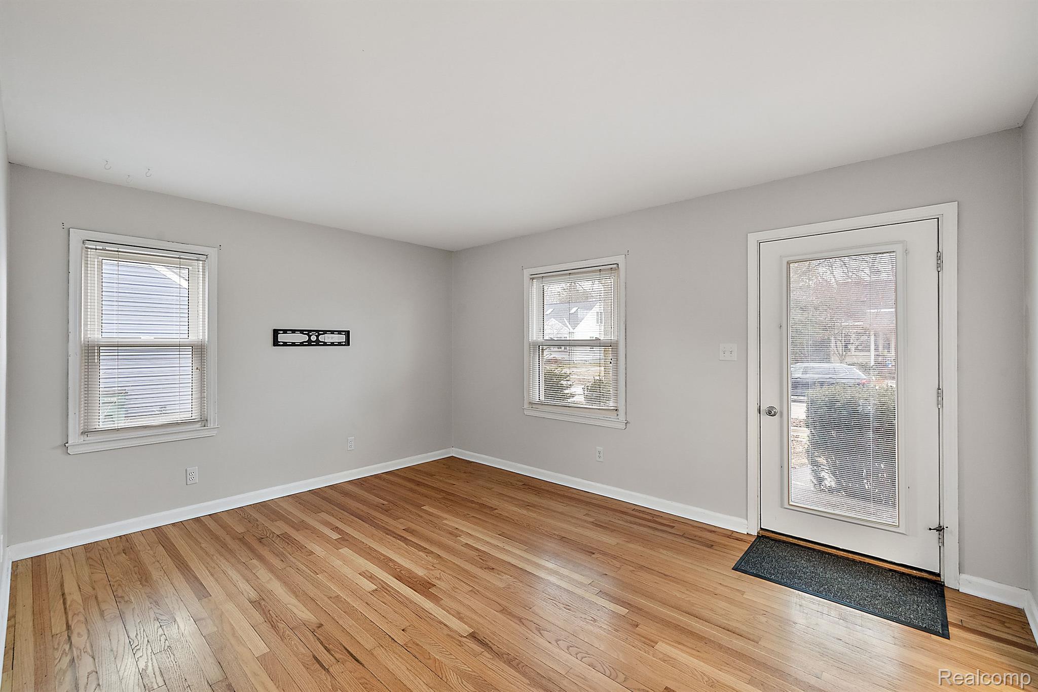 1228 W Windemere Avenue