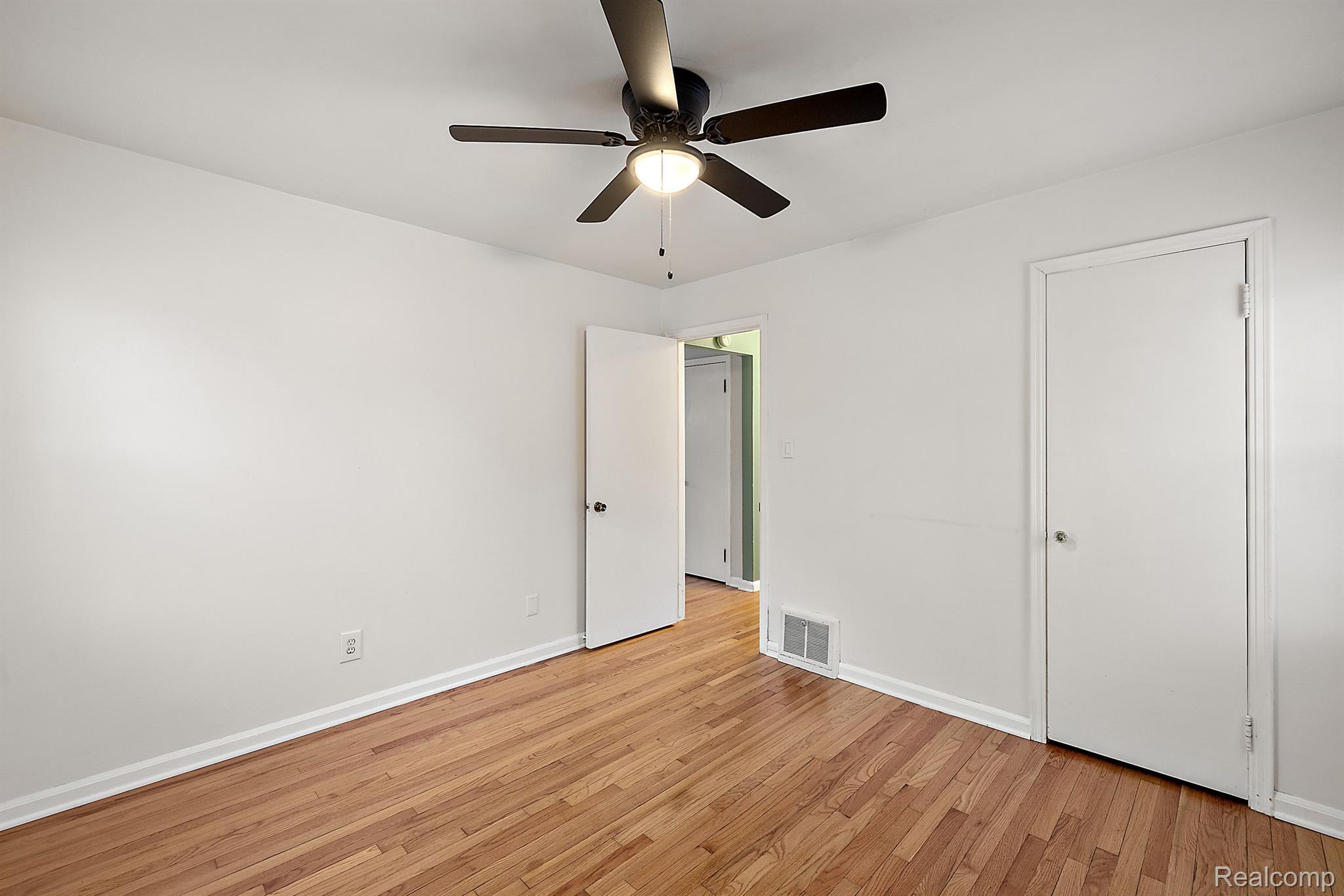 1228 W Windemere Avenue