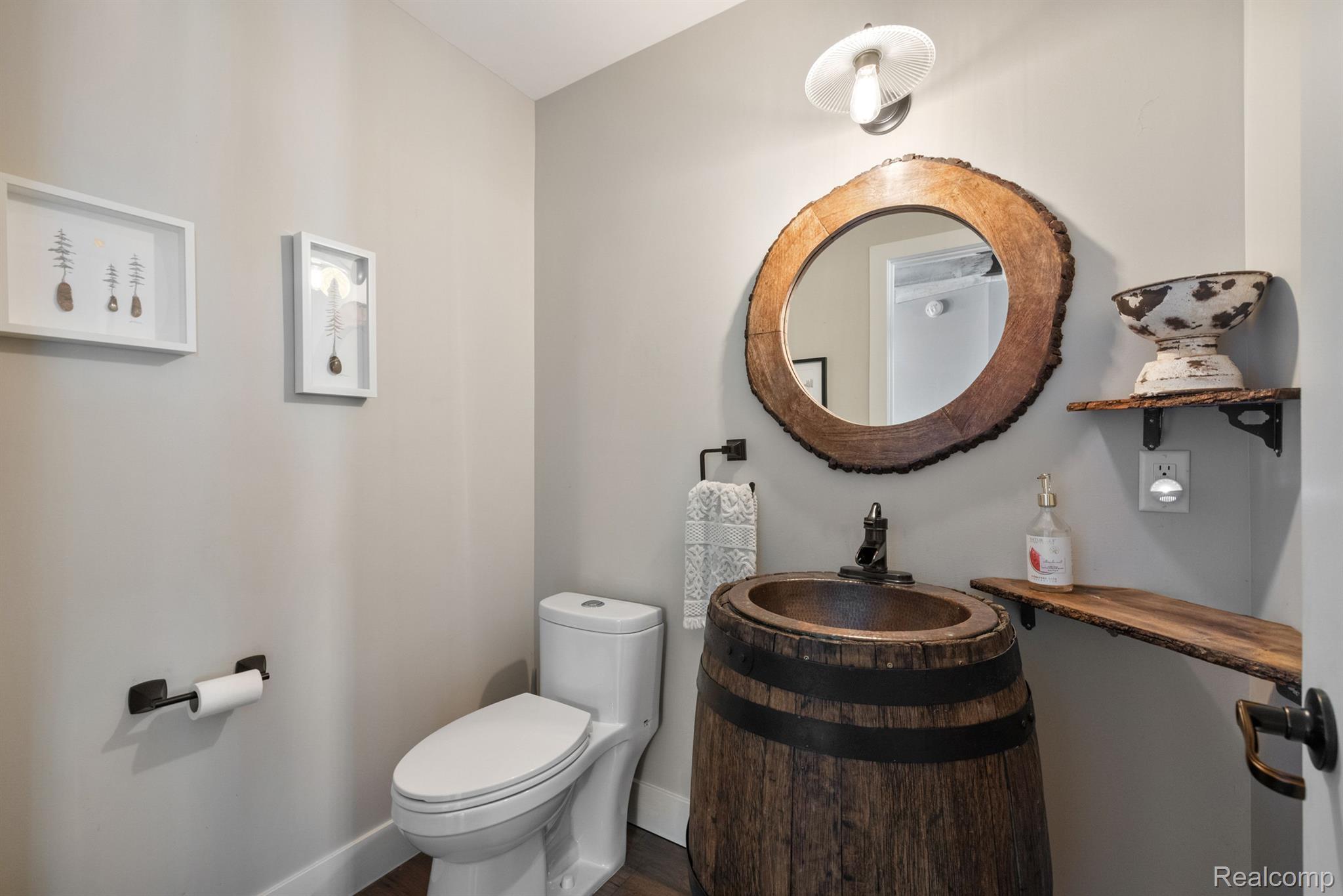 2087 Dunwoodie Court