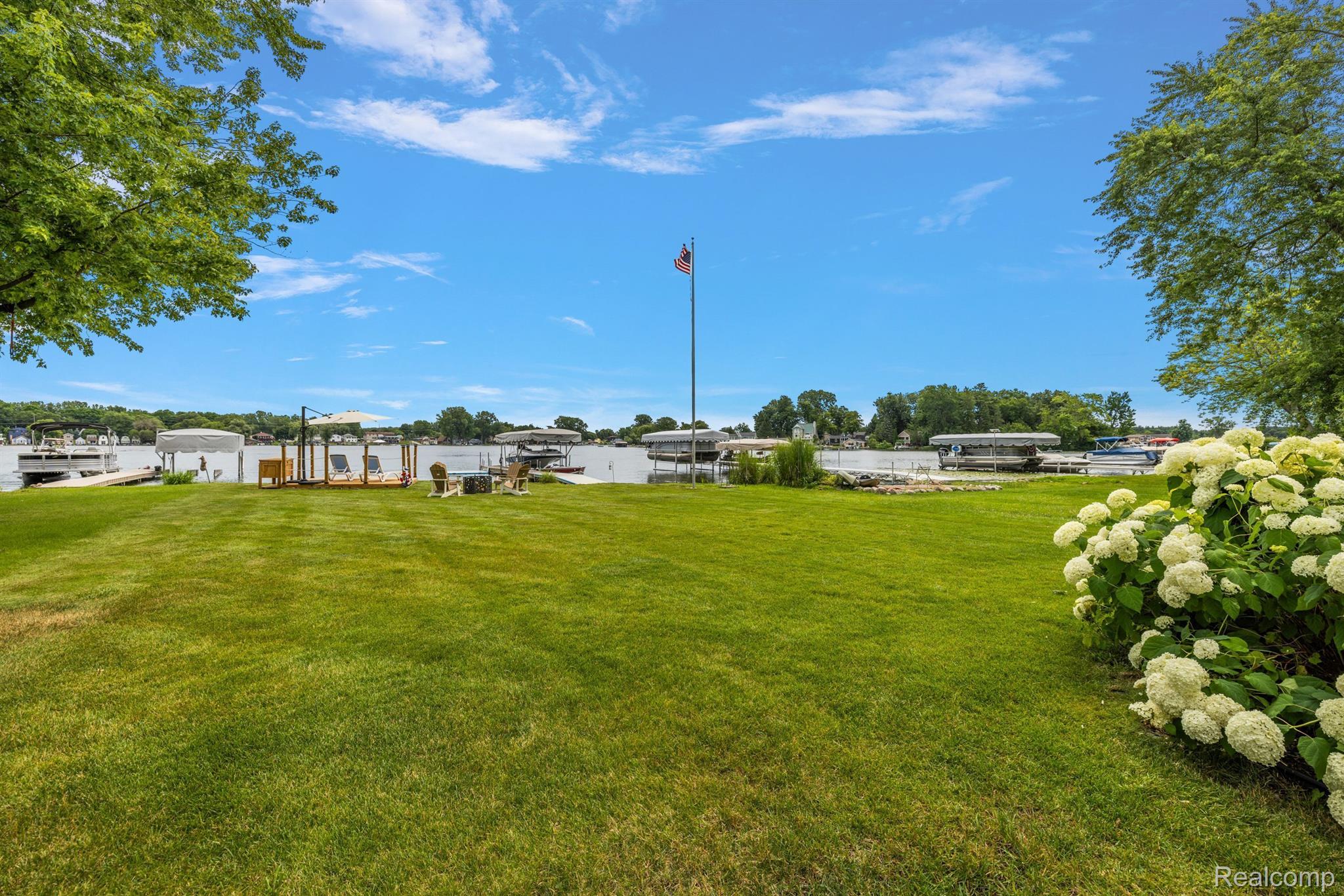 2087 Dunwoodie Court