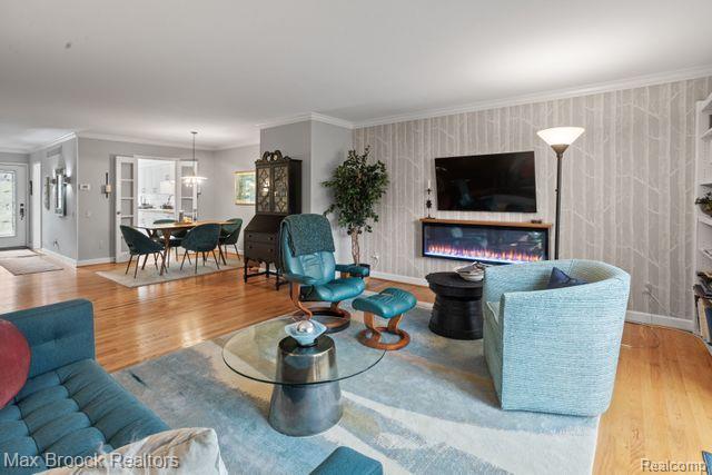 1173 GLENPOINTE Court