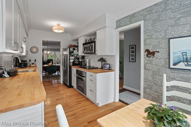 1173 GLENPOINTE Court