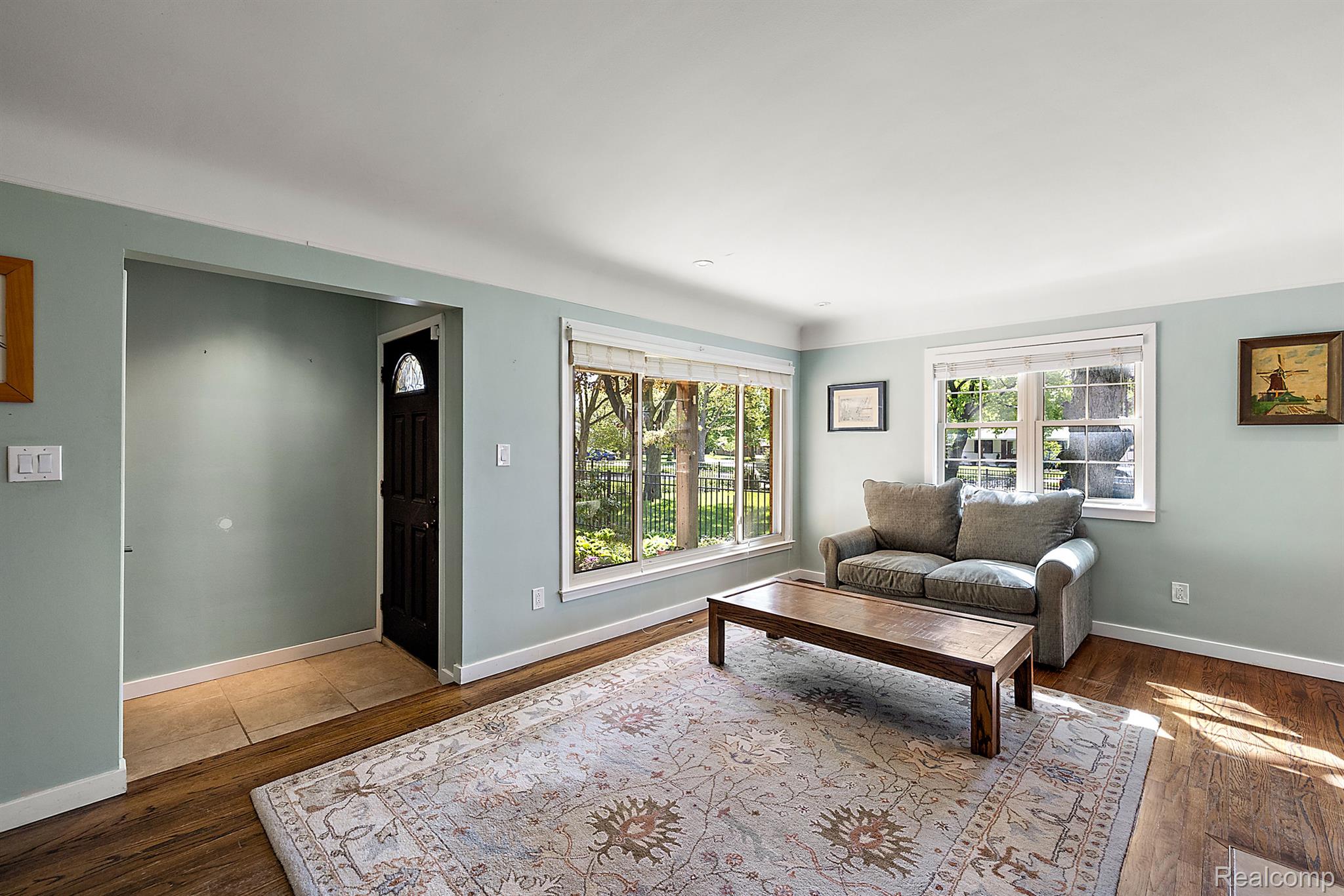 3907 Auburn Drive