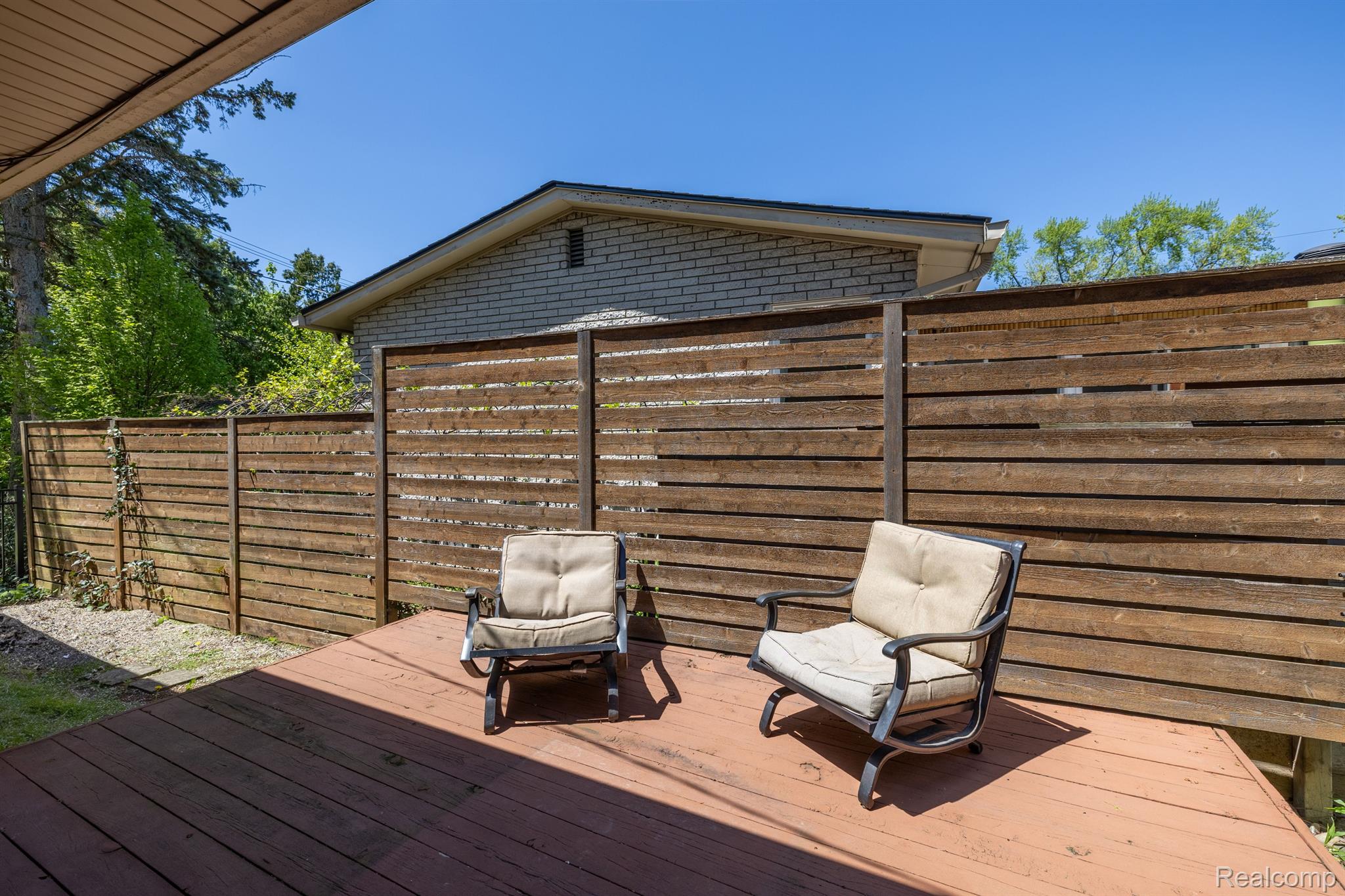 3907 Auburn Drive