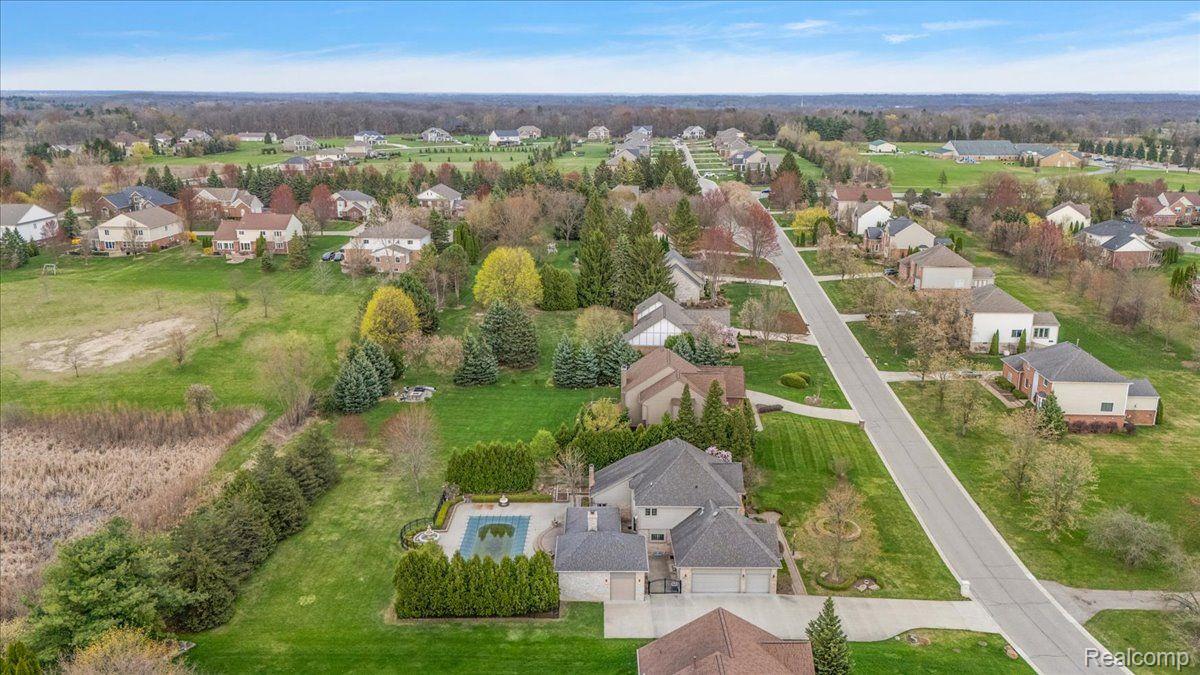 152 Oakbridge Drive