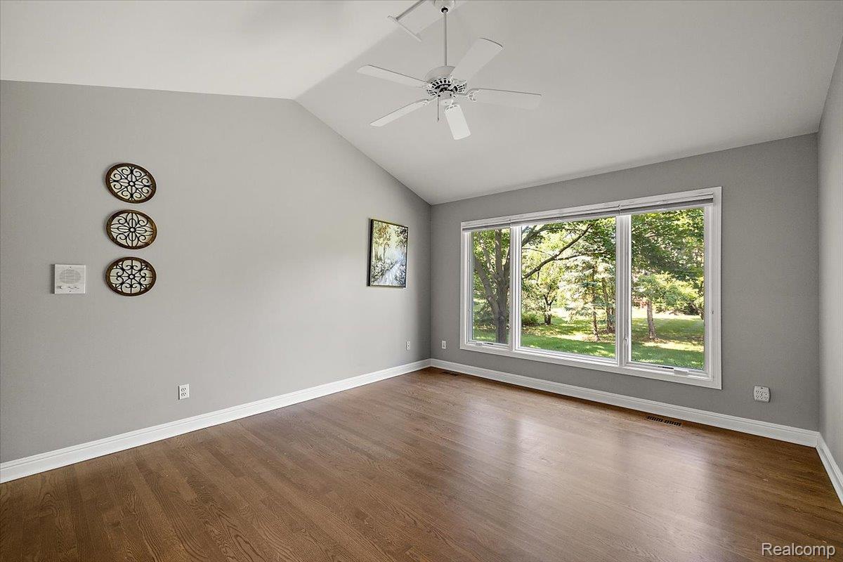 6591 Tree Knoll Drive