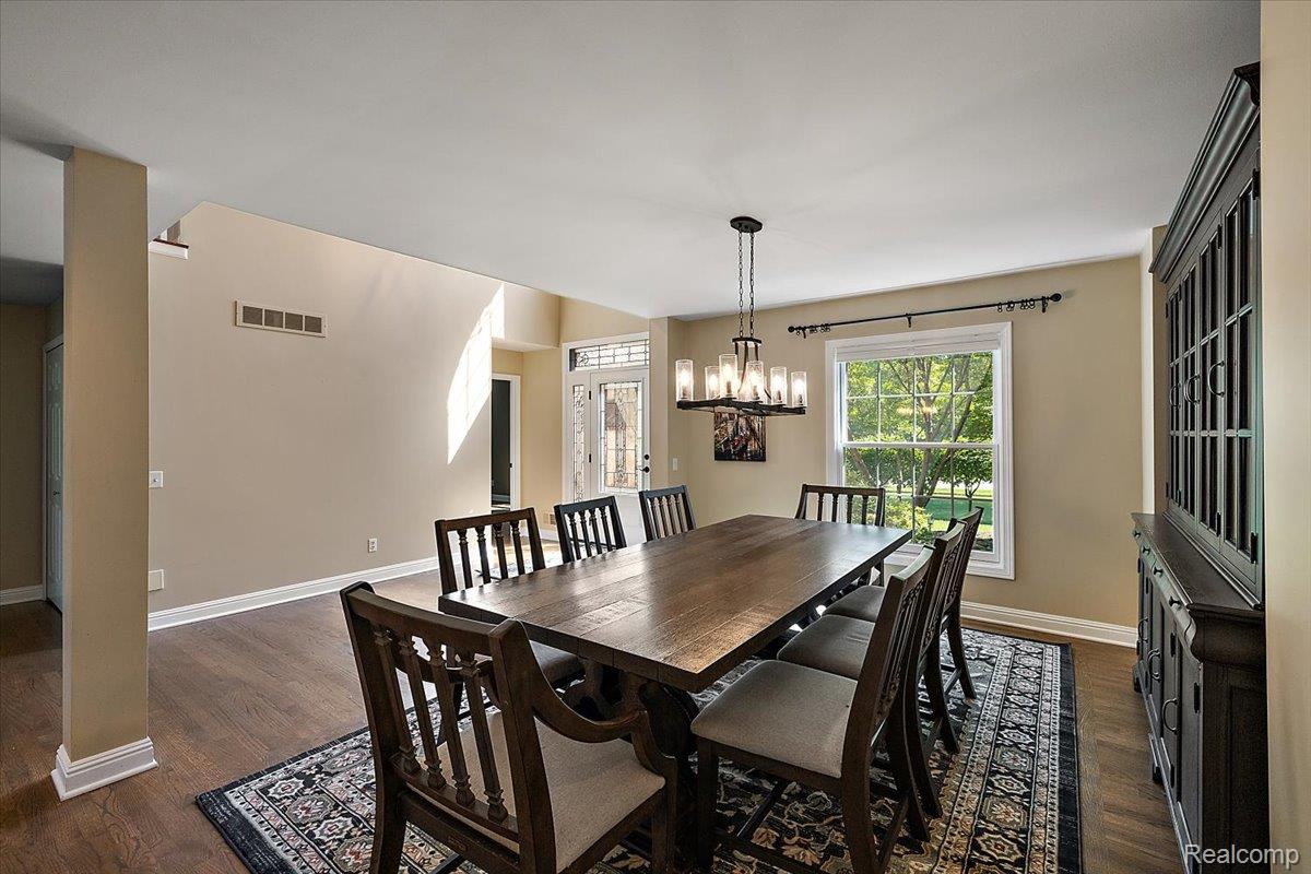 6591 Tree Knoll Drive