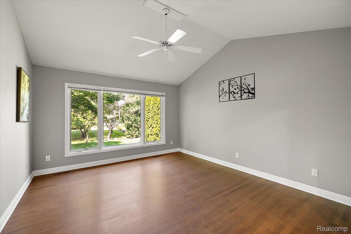 6591 Tree Knoll Drive