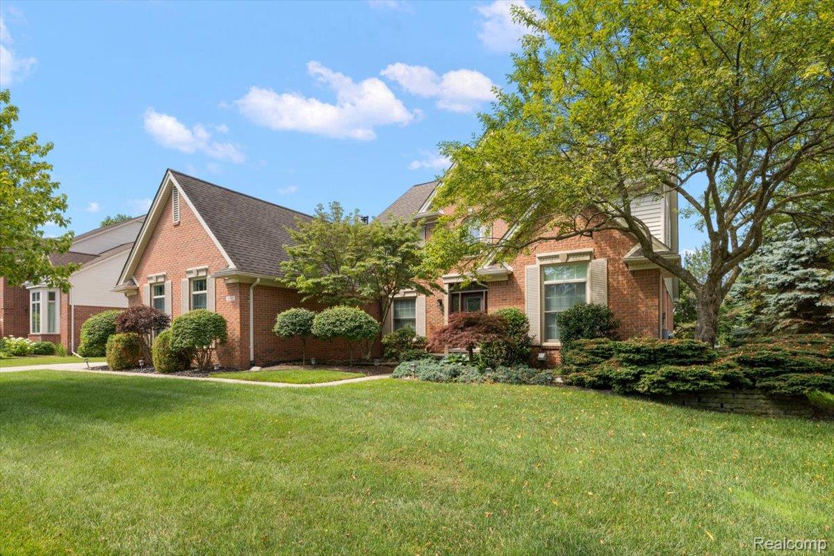 6591 Tree Knoll Drive