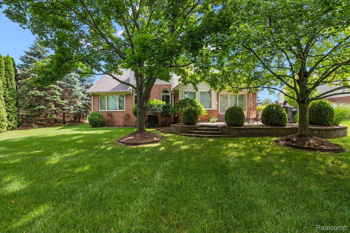 6591 Tree Knoll Drive