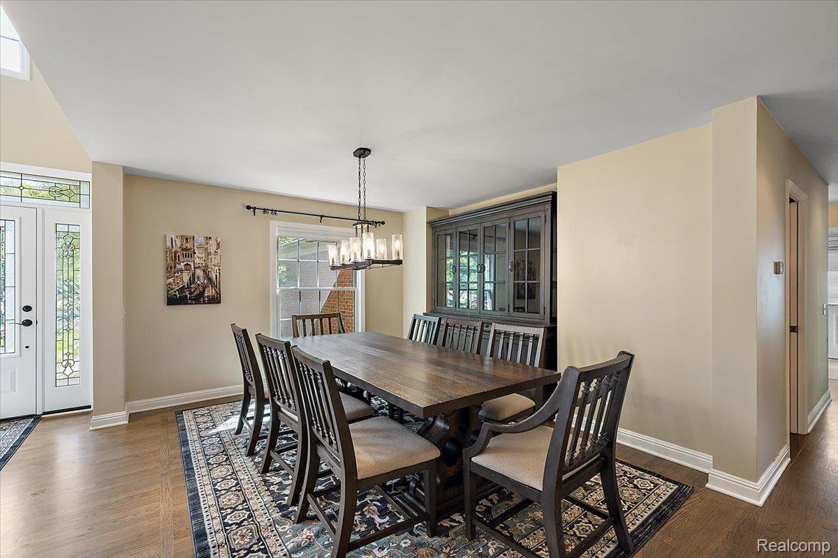 6591 Tree Knoll Drive